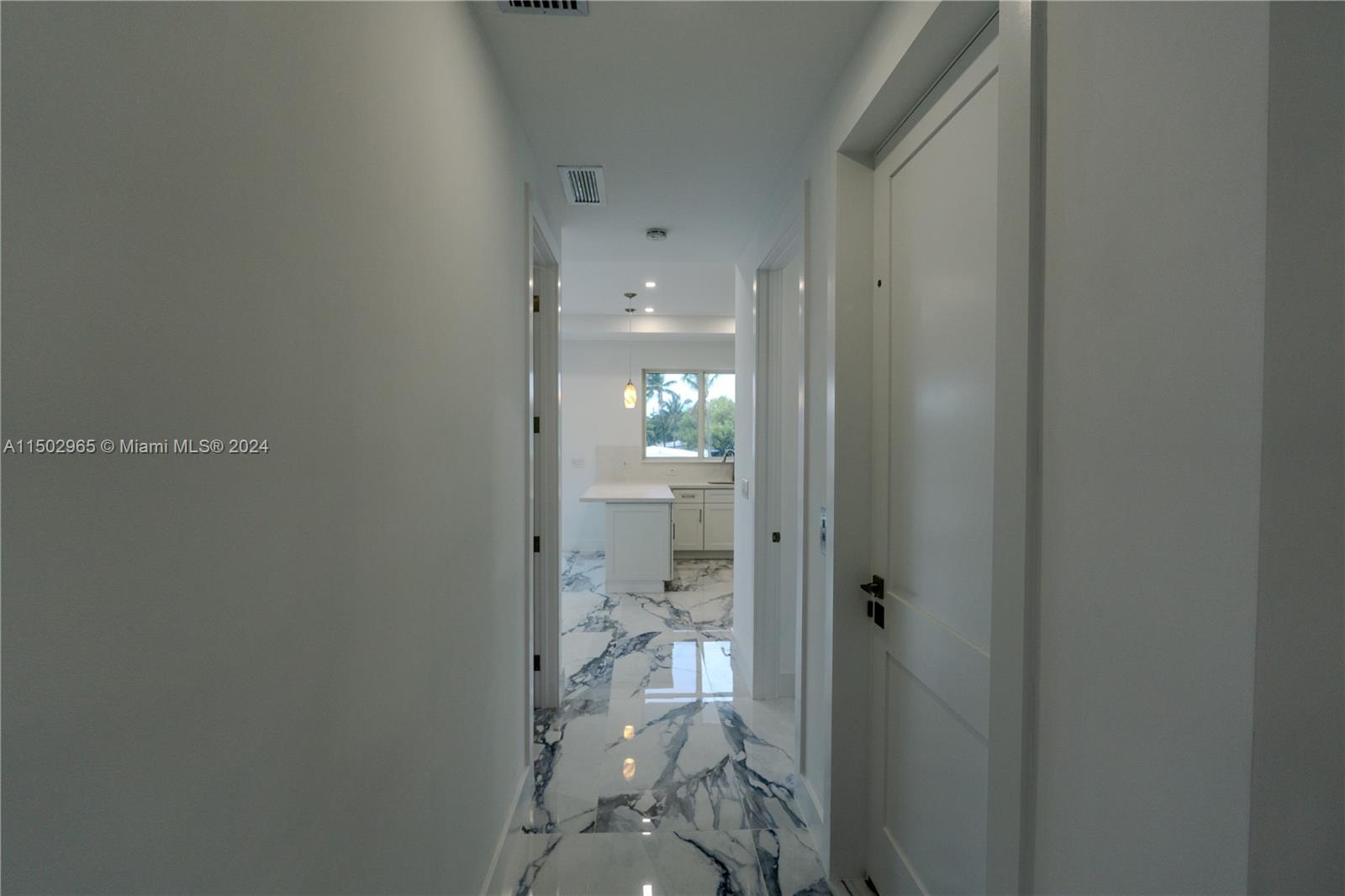 84 Coral Way, Key Largo, FL, 33037 United States, 3 Bedrooms Bedrooms, ,2 BathroomsBathrooms,Residential,For Sale,Coral Way,A11502965