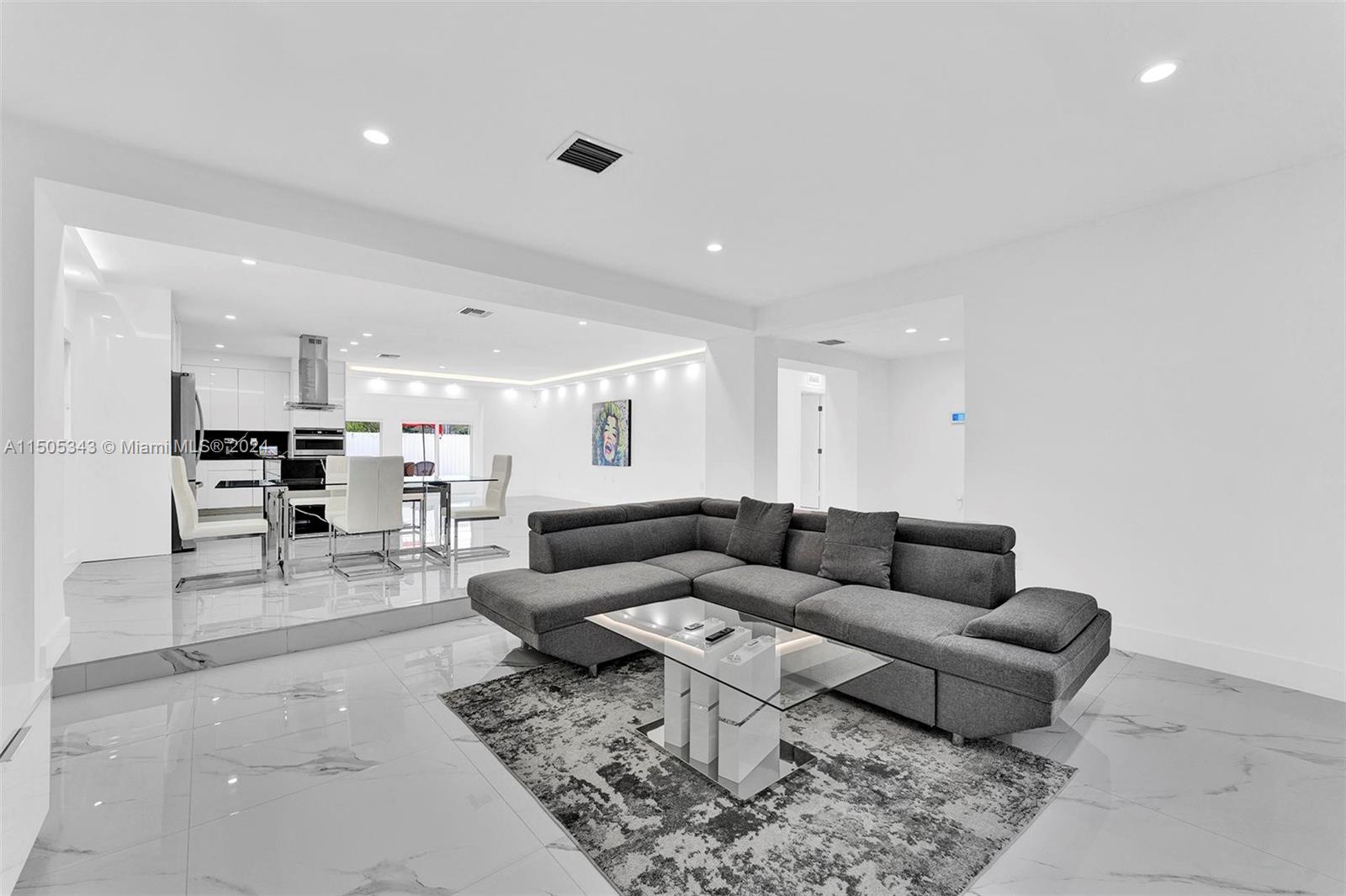 7529 Mutiny Ave, North Bay Village, Florida 33141, 4 Bedrooms Bedrooms, ,3 BathroomsBathrooms,Residentiallease,For Rent,7529 Mutiny Ave,A11505343