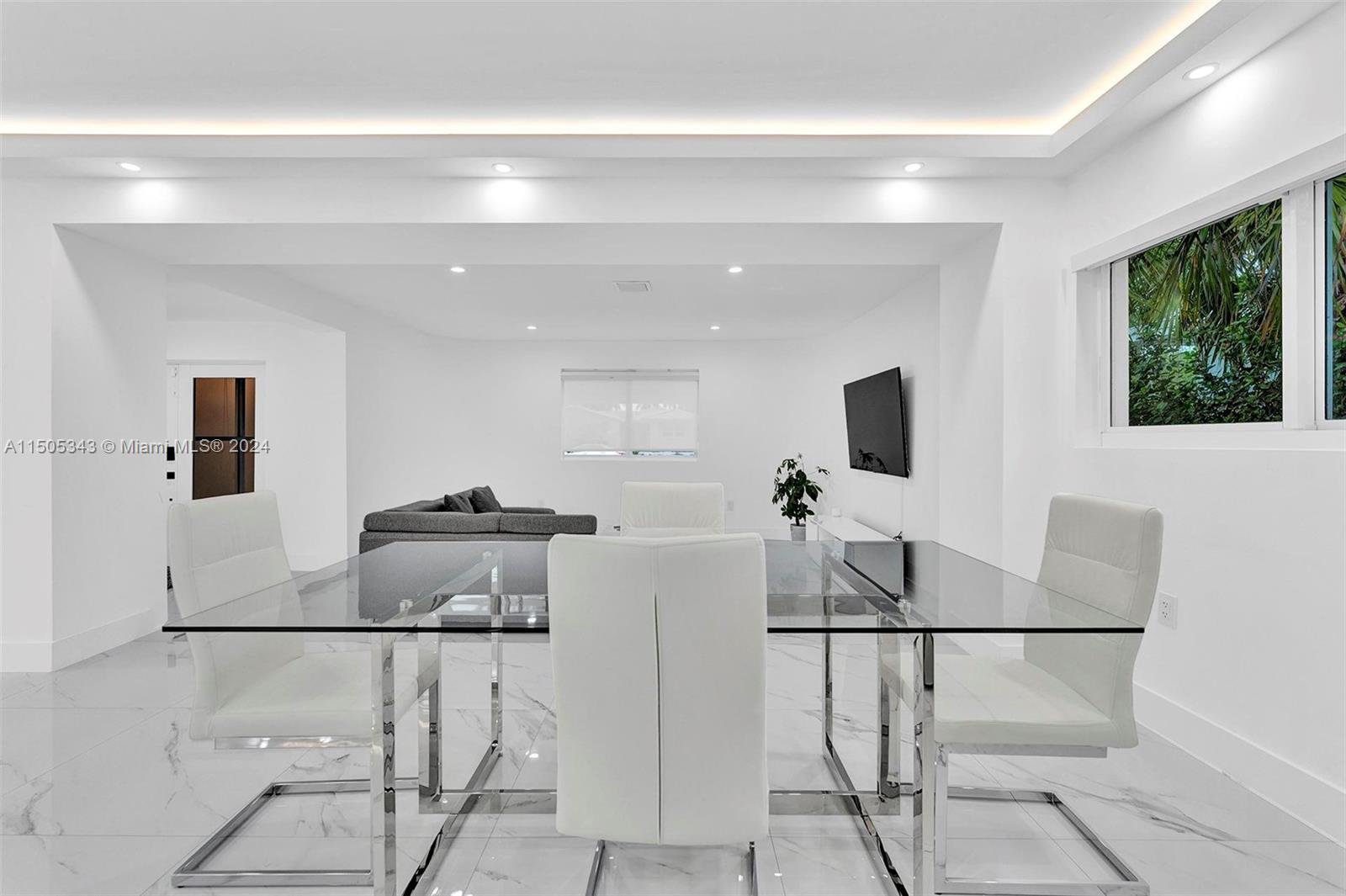 7529 Mutiny Ave, North Bay Village, Florida 33141, 4 Bedrooms Bedrooms, ,3 BathroomsBathrooms,Residentiallease,For Rent,7529 Mutiny Ave,A11505343