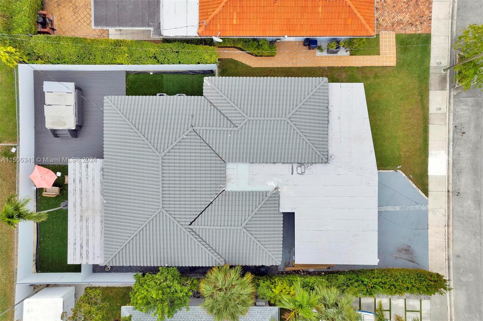 7529 Mutiny Ave, North Bay Village, Florida 33141, 4 Bedrooms Bedrooms, ,3 BathroomsBathrooms,Residentiallease,For Rent,7529 Mutiny Ave,A11505343