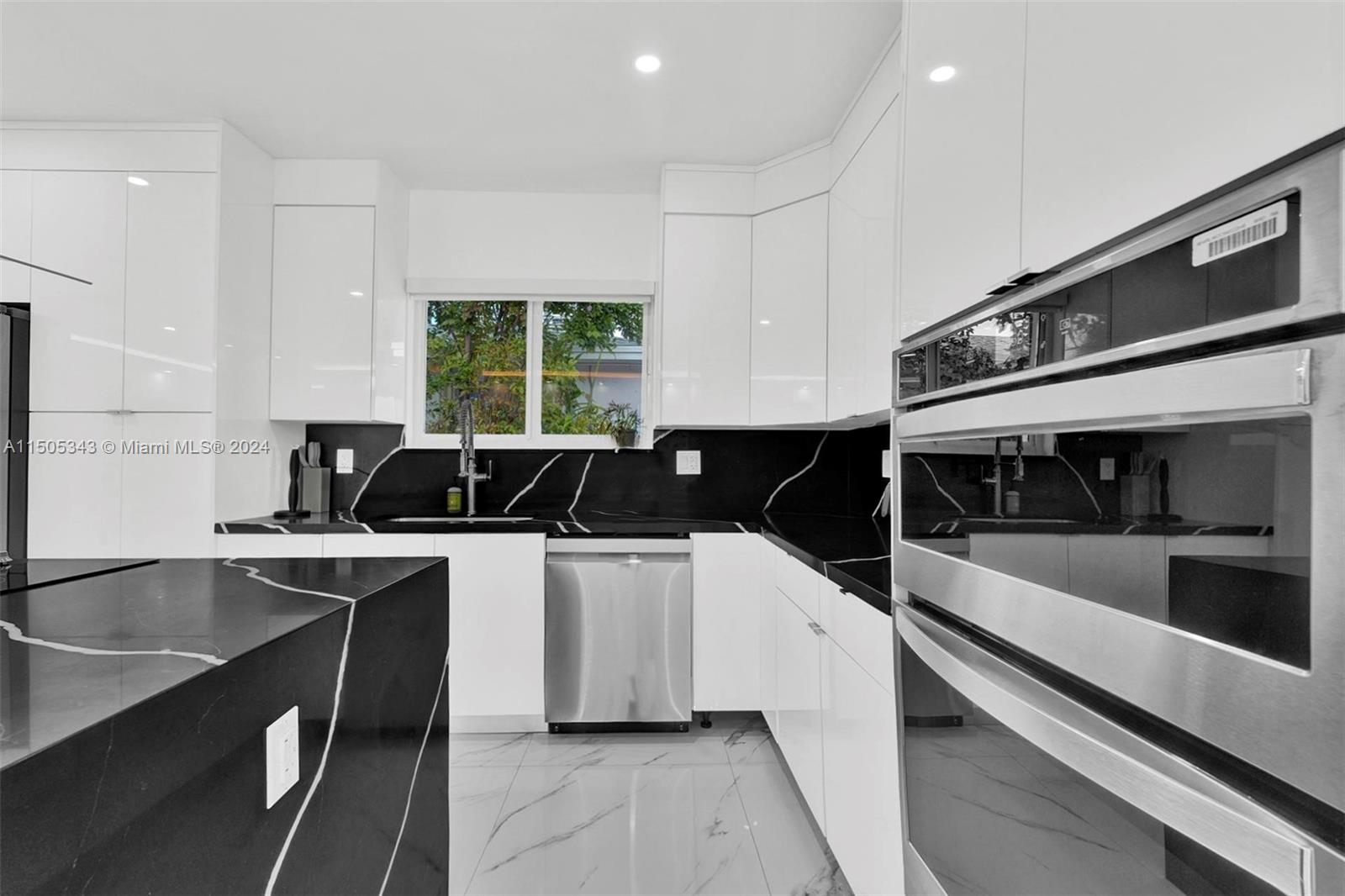 7529 Mutiny Ave, North Bay Village, Florida 33141, 4 Bedrooms Bedrooms, ,3 BathroomsBathrooms,Residentiallease,For Rent,7529 Mutiny Ave,A11505343