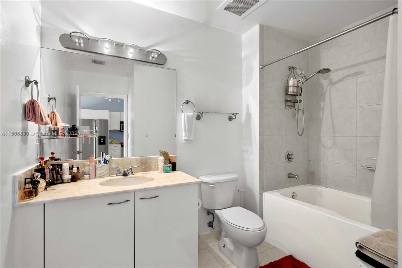 133 NE 2nd Ave 1604, Miami, Florida 33132, 1 Bedroom Bedrooms, ,1 BathroomBathrooms,Residential,For Sale,133 NE 2nd Ave 1604,A11506890