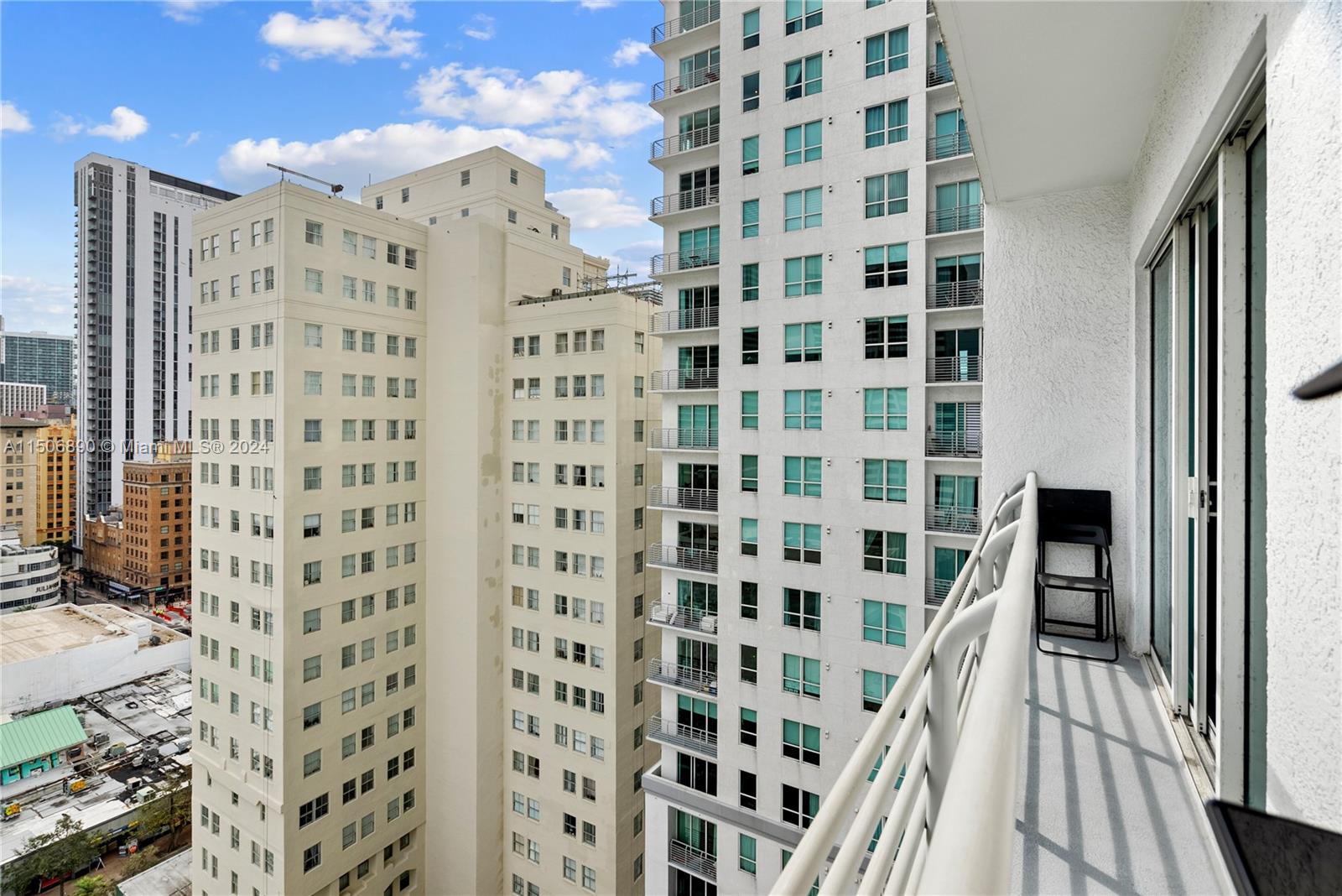 133 NE 2nd Ave 1604, Miami, Florida 33132, 1 Bedroom Bedrooms, ,1 BathroomBathrooms,Residential,For Sale,133 NE 2nd Ave 1604,A11506890