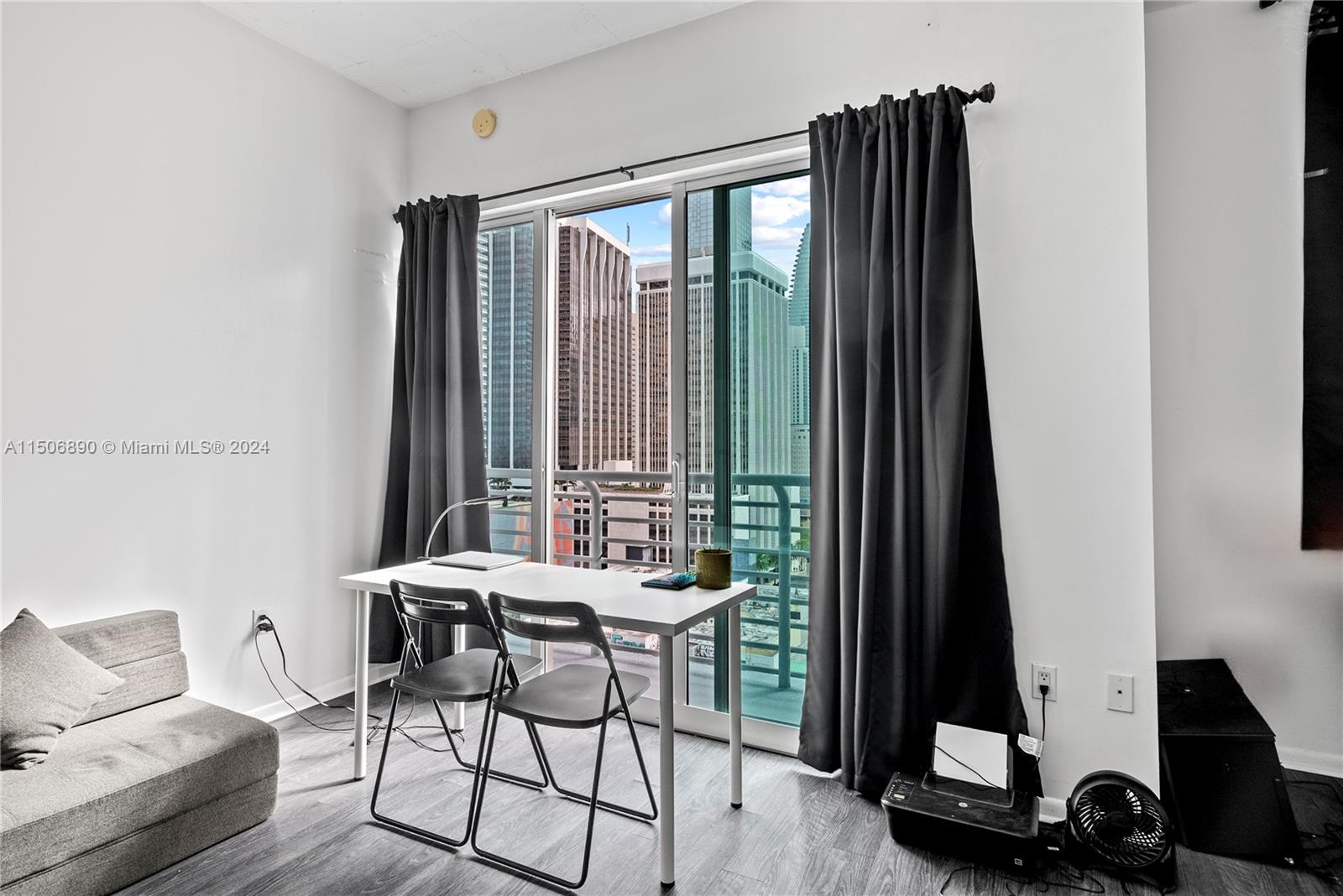 133 NE 2nd Ave 1604, Miami, Florida 33132, 1 Bedroom Bedrooms, ,1 BathroomBathrooms,Residential,For Sale,133 NE 2nd Ave 1604,A11506890