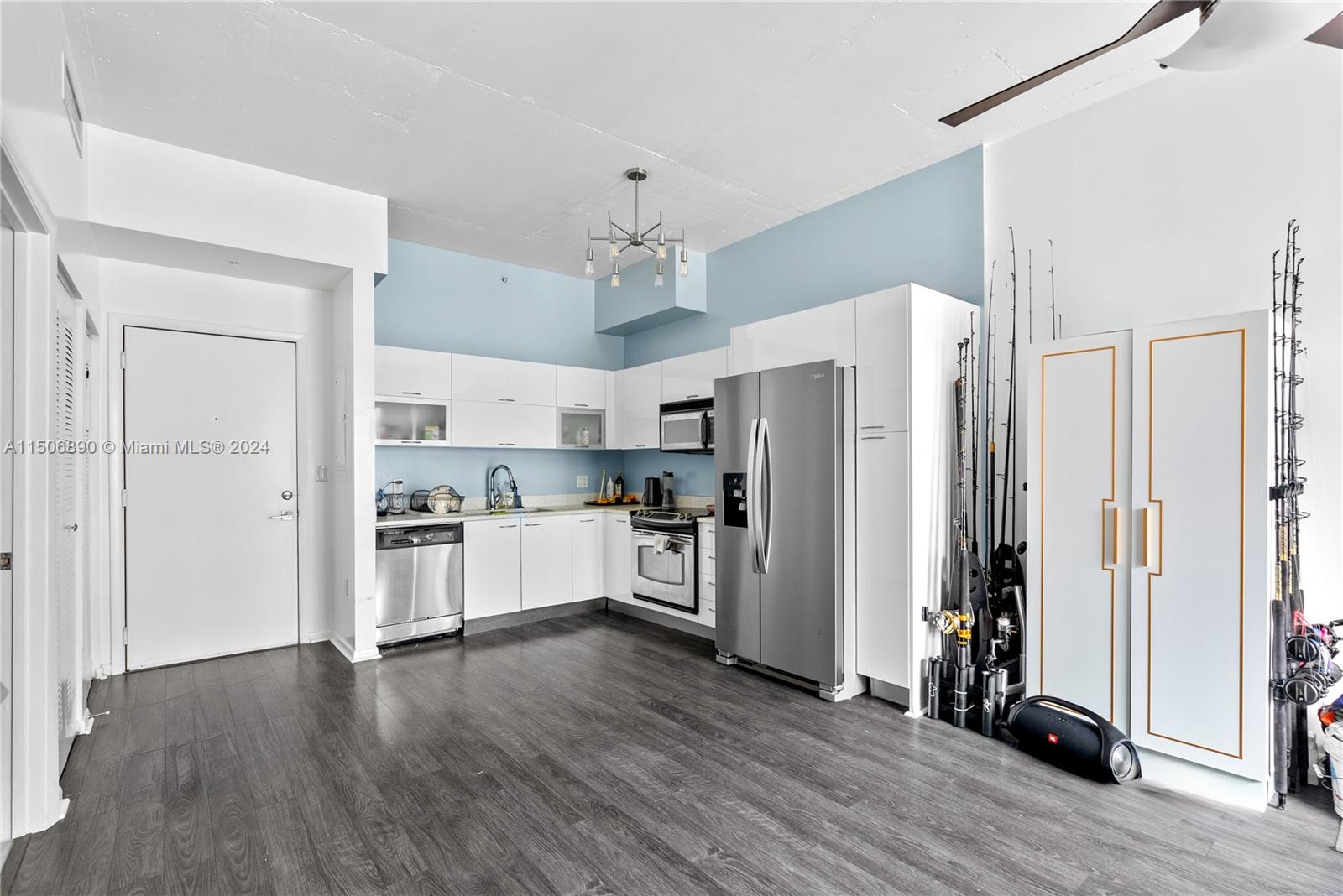 133 NE 2nd Ave 1604, Miami, Florida 33132, 1 Bedroom Bedrooms, ,1 BathroomBathrooms,Residential,For Sale,133 NE 2nd Ave 1604,A11506890