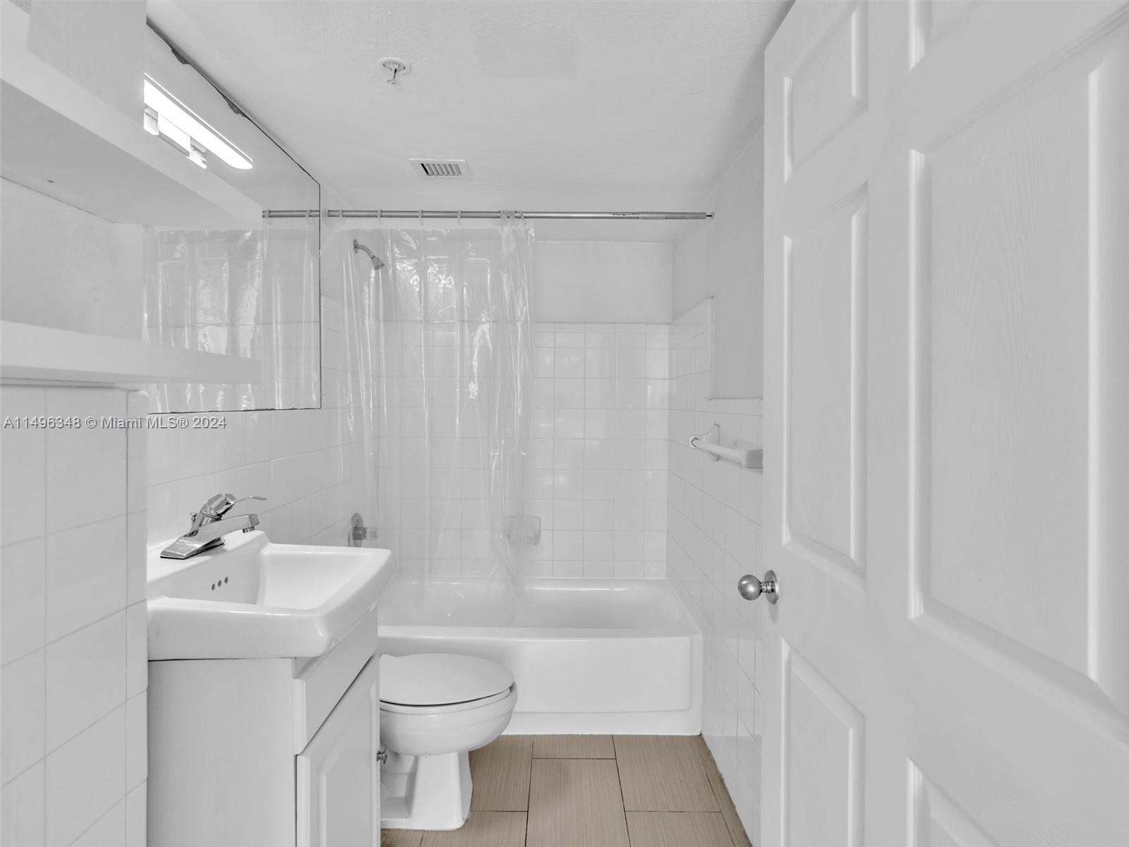 1500 Bay Rd 528S, Miami Beach, Florida 33139, 2 Bedrooms Bedrooms, ,2 BathroomsBathrooms,Residential,For Sale,1500 Bay Rd 528S,A11496348