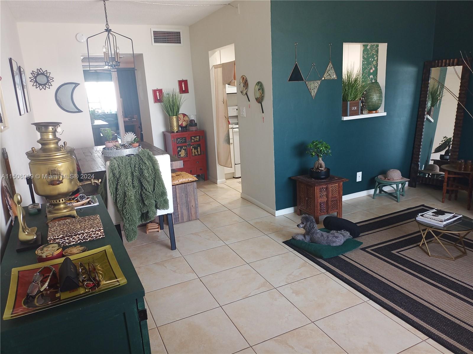 3200 7th Ct, Pompano Beach, FL, 33062 United States, 1 Bedroom Bedrooms, ,1 BathroomBathrooms,Residential,For Sale,7th Ct,A11506999