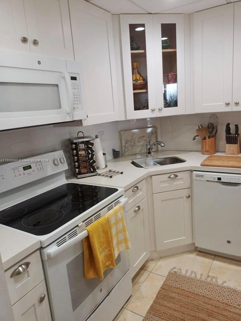 3200 7th Ct, Pompano Beach, FL, 33062 United States, 1 Bedroom Bedrooms, ,1 BathroomBathrooms,Residential,For Sale,7th Ct,A11506999