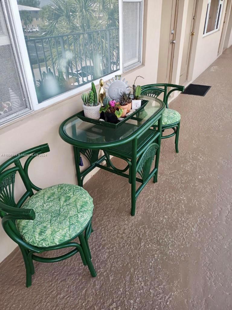 3200 7th Ct, Pompano Beach, FL, 33062 United States, 1 Bedroom Bedrooms, ,1 BathroomBathrooms,Residential,For Sale,7th Ct,A11506999