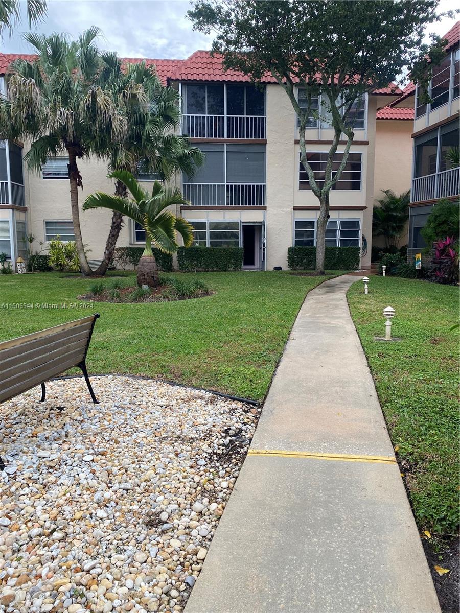 700 6th Ave, Deerfield Beach, FL, 33441 United States, 2 Bedrooms Bedrooms, ,2 BathroomsBathrooms,Residential,For Sale,6th Ave,A11506944