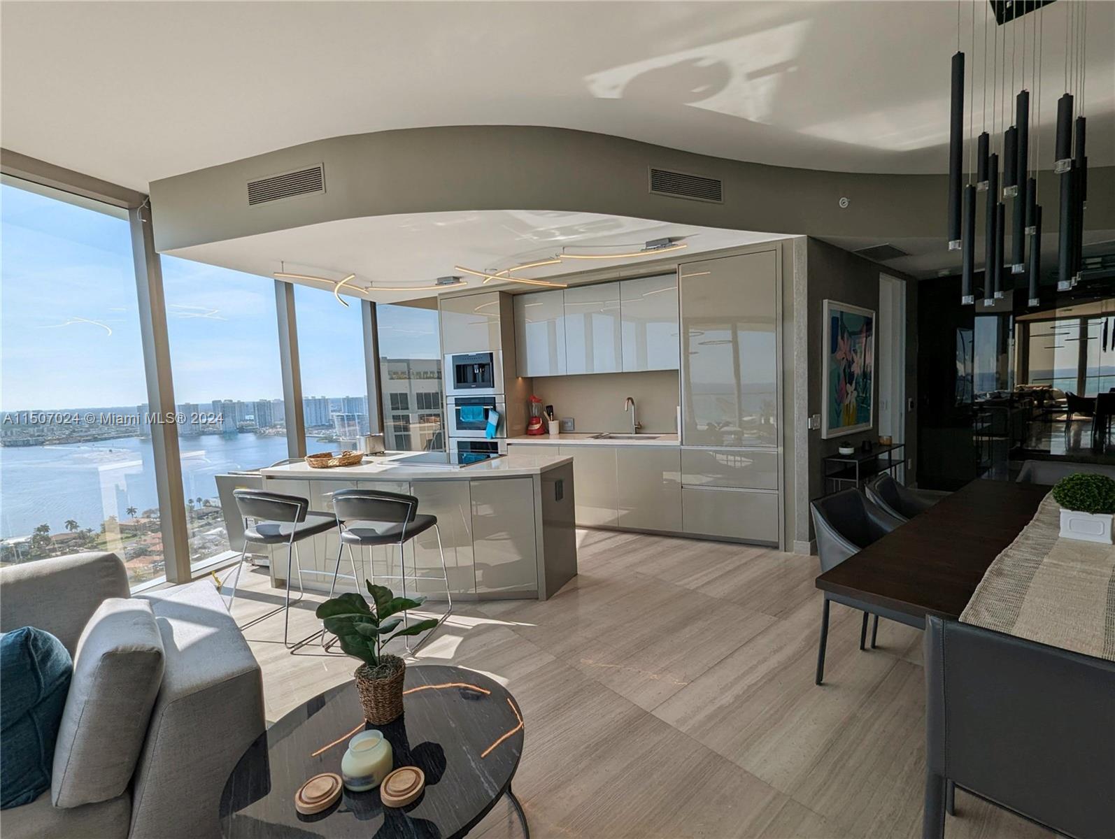 18975 Collins Ave, Sunny Isles Beach, FL, 33160 United States, 2 Bedrooms Bedrooms, ,2 BathroomsBathrooms,Residential,For Sale,Collins Ave,A11507024