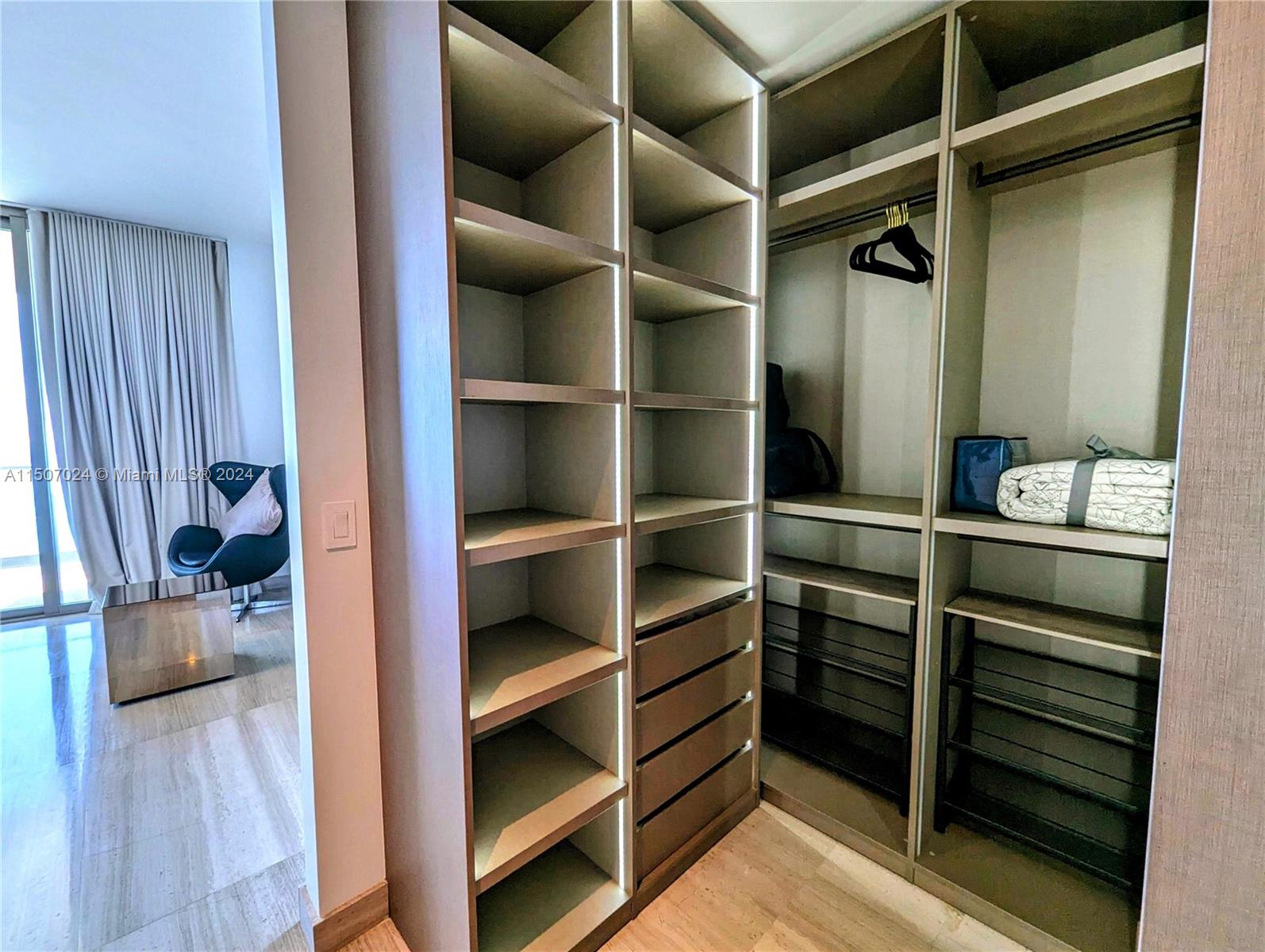 18975 Collins Ave, Sunny Isles Beach, FL, 33160 United States, 2 Bedrooms Bedrooms, ,2 BathroomsBathrooms,Residential,For Sale,Collins Ave,A11507024