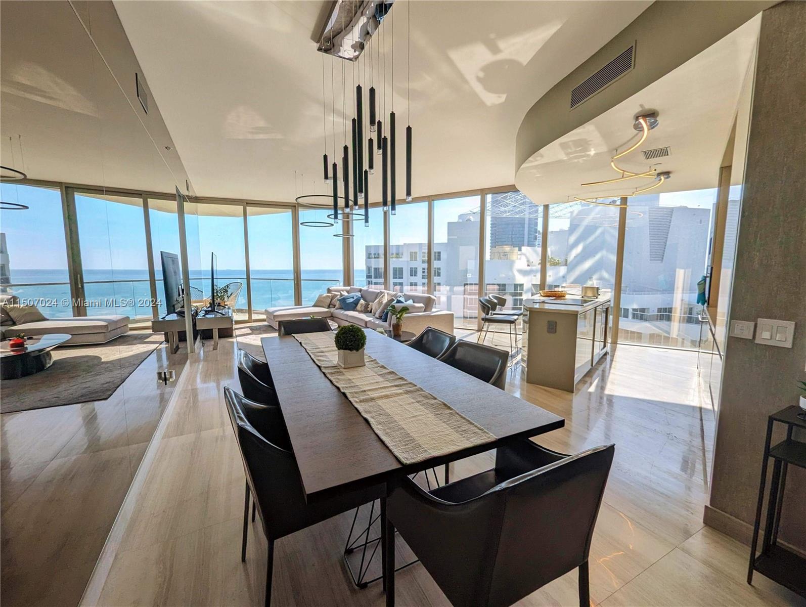 18975 Collins Ave, Sunny Isles Beach, FL, 33160 United States, 2 Bedrooms Bedrooms, ,2 BathroomsBathrooms,Residential,For Sale,Collins Ave,A11507024