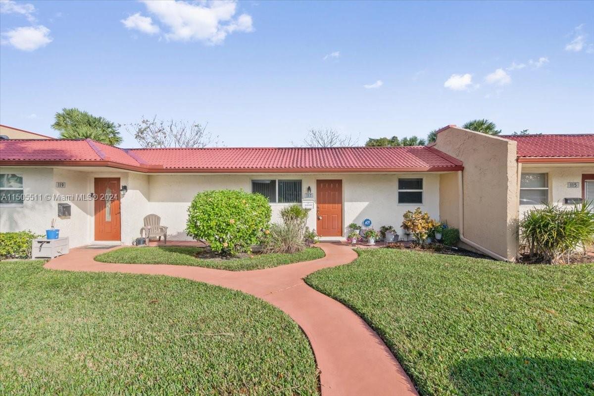 117 Lake Carol Dr, West Palm Beach, FL, 33411 United States, 2 Bedrooms Bedrooms, ,2 BathroomsBathrooms,Residential,For Sale,Lake Carol Dr,A11505511