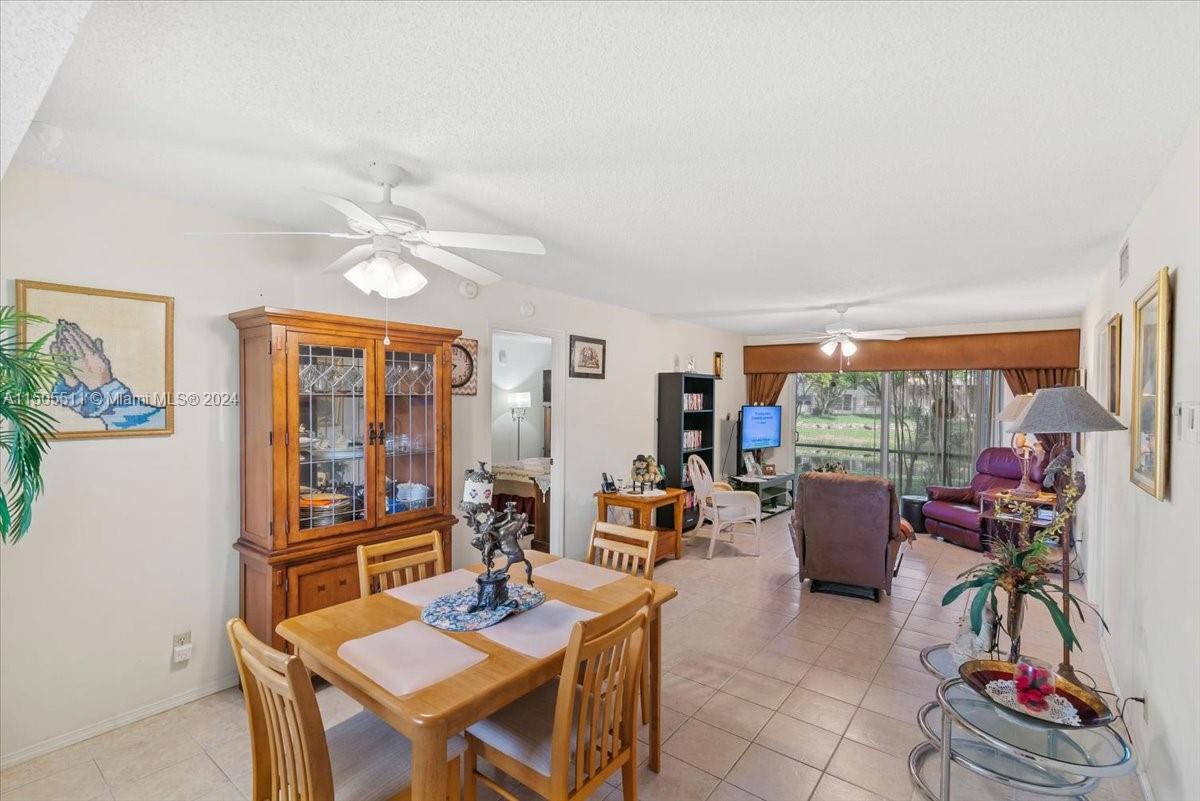 117 Lake Carol Dr, West Palm Beach, FL, 33411 United States, 2 Bedrooms Bedrooms, ,2 BathroomsBathrooms,Residential,For Sale,Lake Carol Dr,A11505511