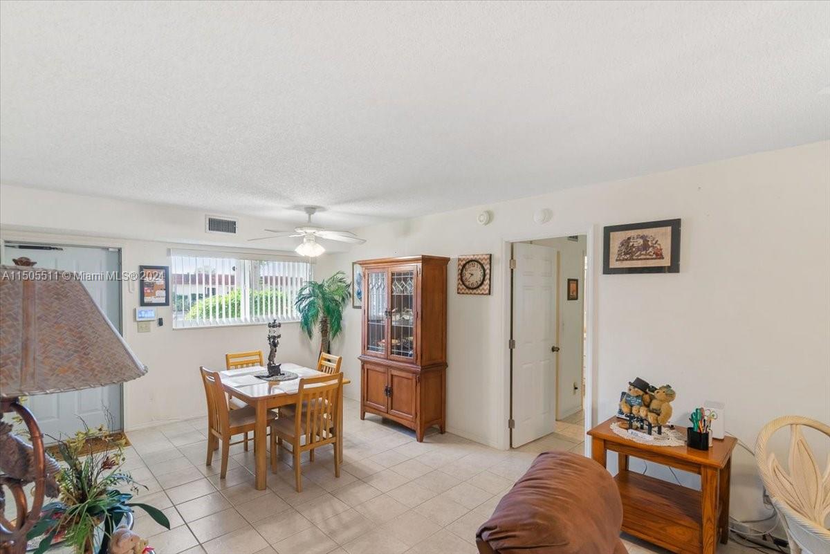 117 Lake Carol Dr, West Palm Beach, FL, 33411 United States, 2 Bedrooms Bedrooms, ,2 BathroomsBathrooms,Residential,For Sale,Lake Carol Dr,A11505511