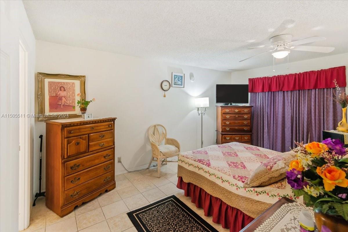 117 Lake Carol Dr, West Palm Beach, FL, 33411 United States, 2 Bedrooms Bedrooms, ,2 BathroomsBathrooms,Residential,For Sale,Lake Carol Dr,A11505511