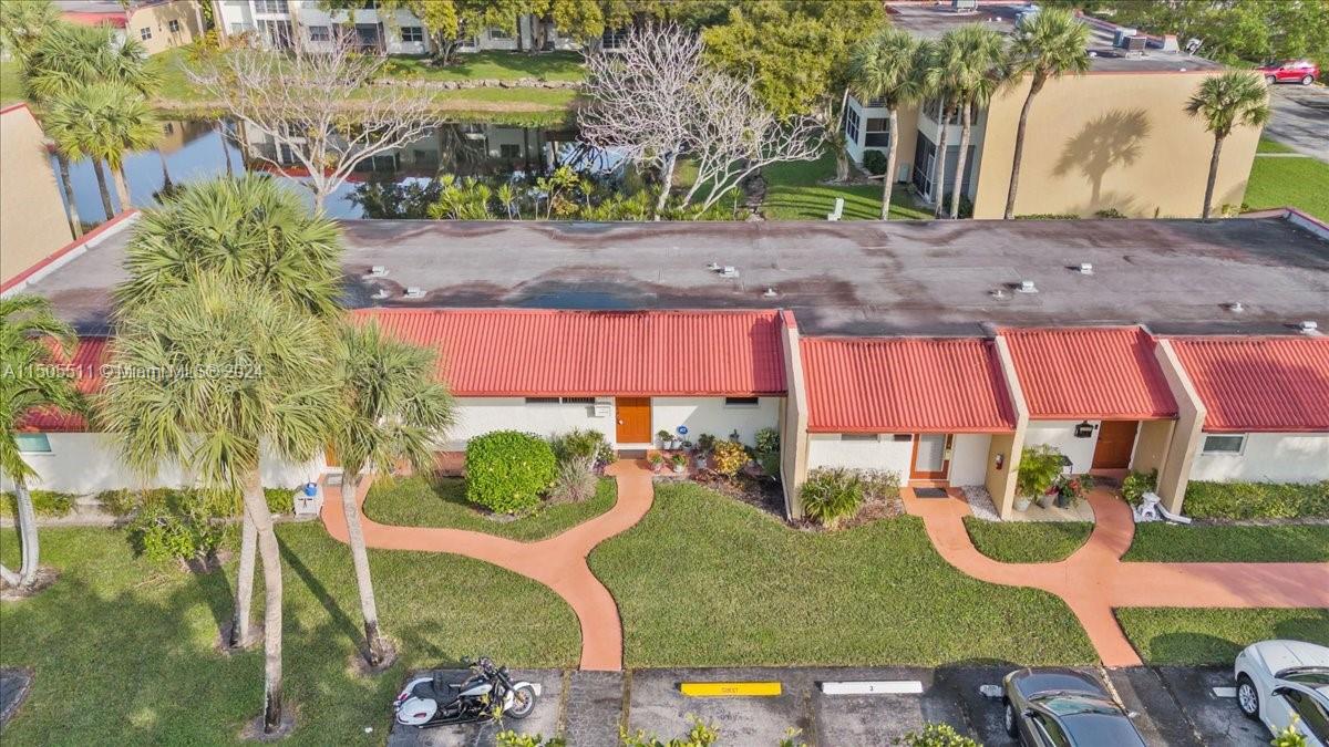 117 Lake Carol Dr, West Palm Beach, FL, 33411 United States, 2 Bedrooms Bedrooms, ,2 BathroomsBathrooms,Residential,For Sale,Lake Carol Dr,A11505511
