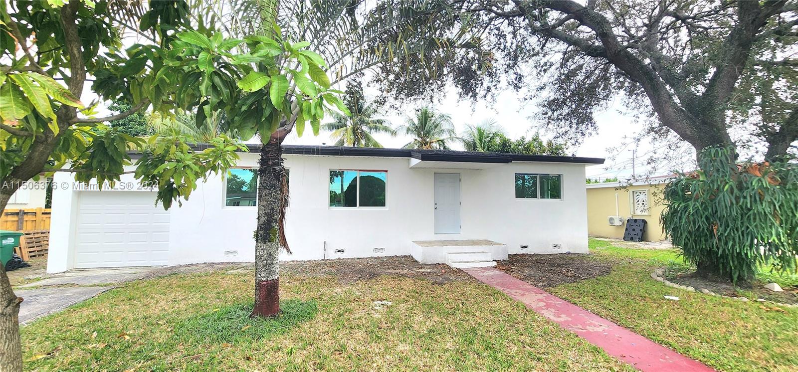 18001 NW 6th Pl, Miami Gardens, Florida 33169, 3 Bedrooms Bedrooms, ,2 BathroomsBathrooms,Residential,For Sale,18001 NW 6th Pl,A11506376