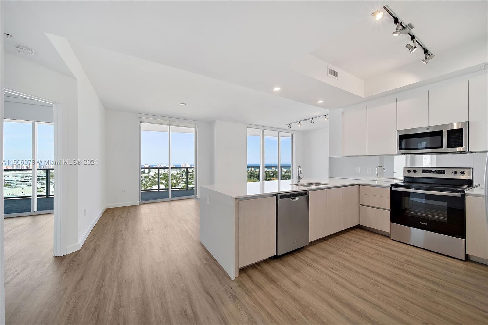 1500 Bay Rd C-1507, Miami Beach, Florida 33139, 2 Bedrooms Bedrooms, ,2 BathroomsBathrooms,Residentiallease,For Rent,1500 Bay Rd C-1507,A11506078