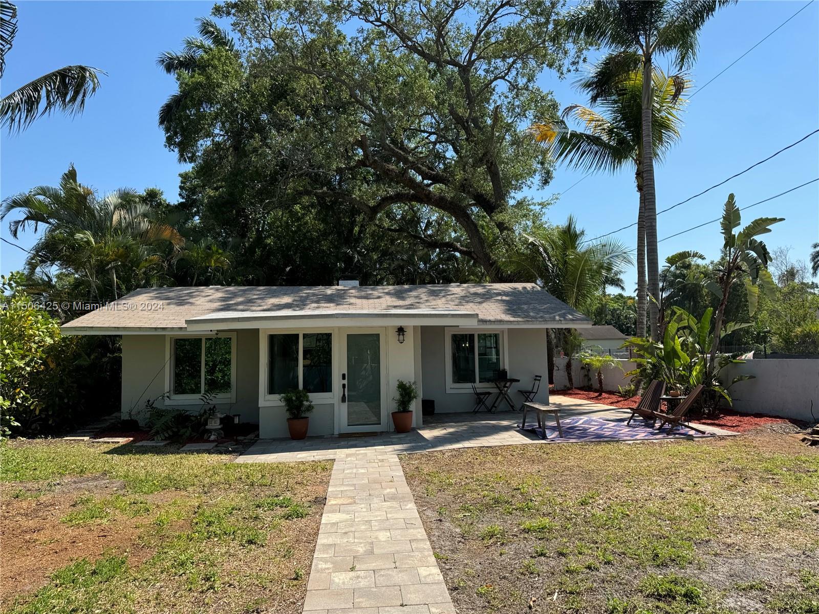 1836 SW 22nd St, Fort Lauderdale, Florida 33315, 2 Bedrooms Bedrooms, ,2 BathroomsBathrooms,Residential,For Sale,1836 SW 22nd St,A11506425