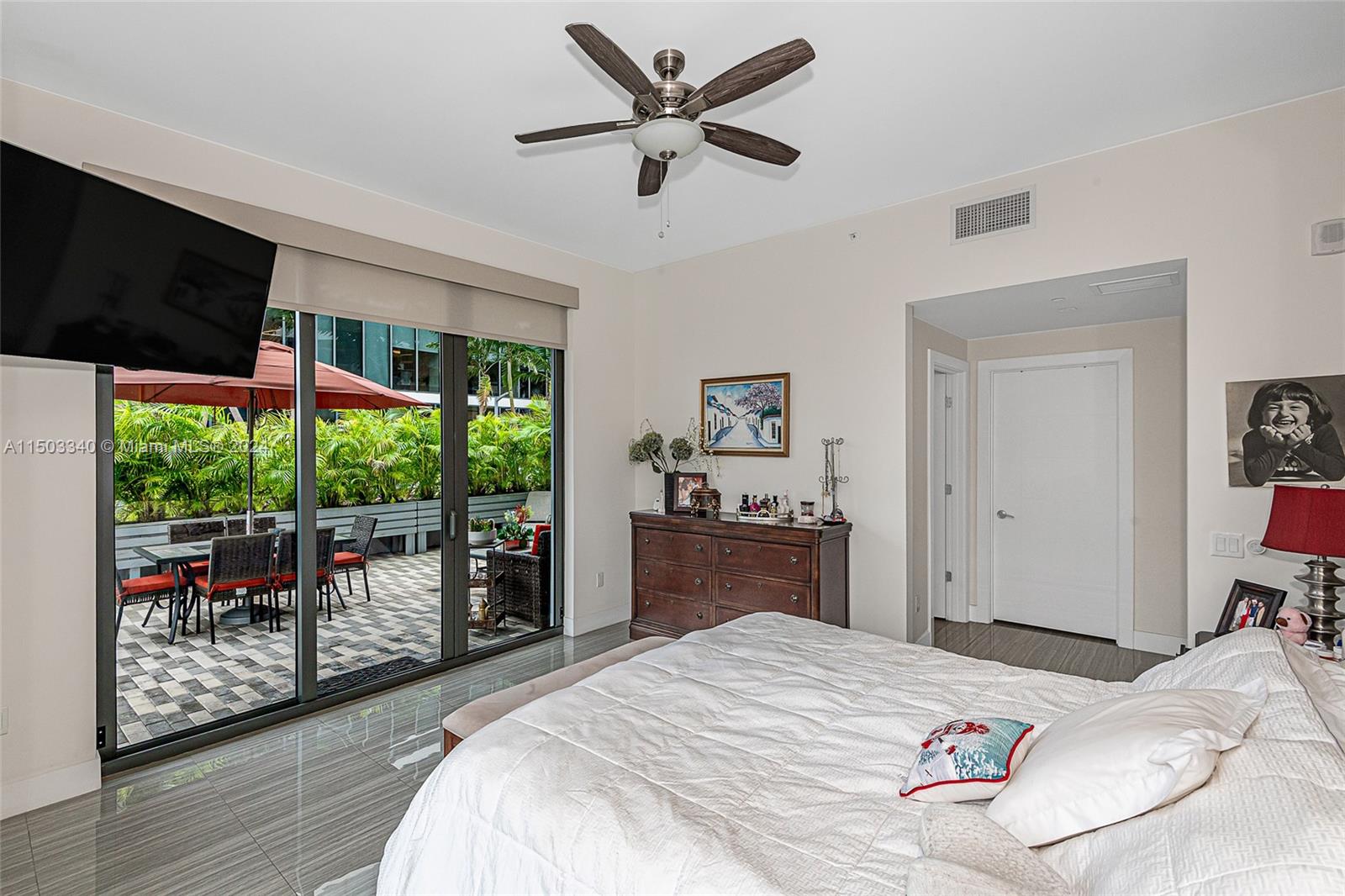 2960 207th St, Aventura, FL, 33180 United States, 3 Bedrooms Bedrooms, ,3 BathroomsBathrooms,Residential,For Sale,207th St,A11503340