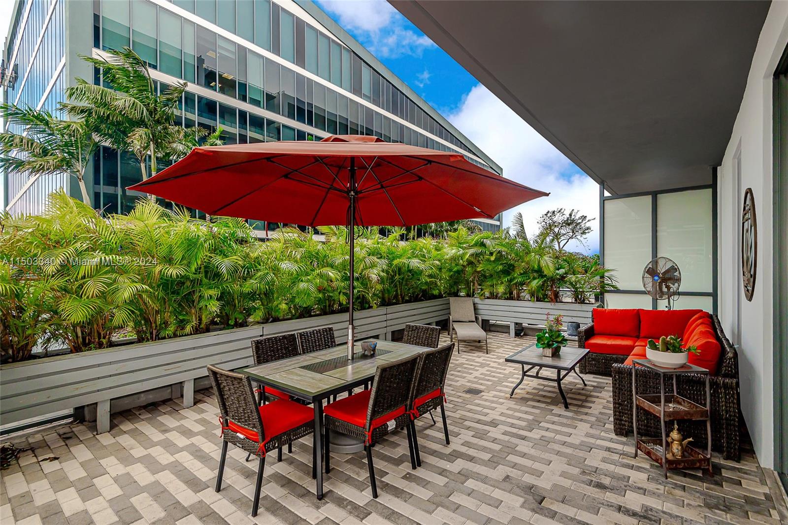2960 207th St, Aventura, FL, 33180 United States, 3 Bedrooms Bedrooms, ,3 BathroomsBathrooms,Residential,For Sale,207th St,A11503340