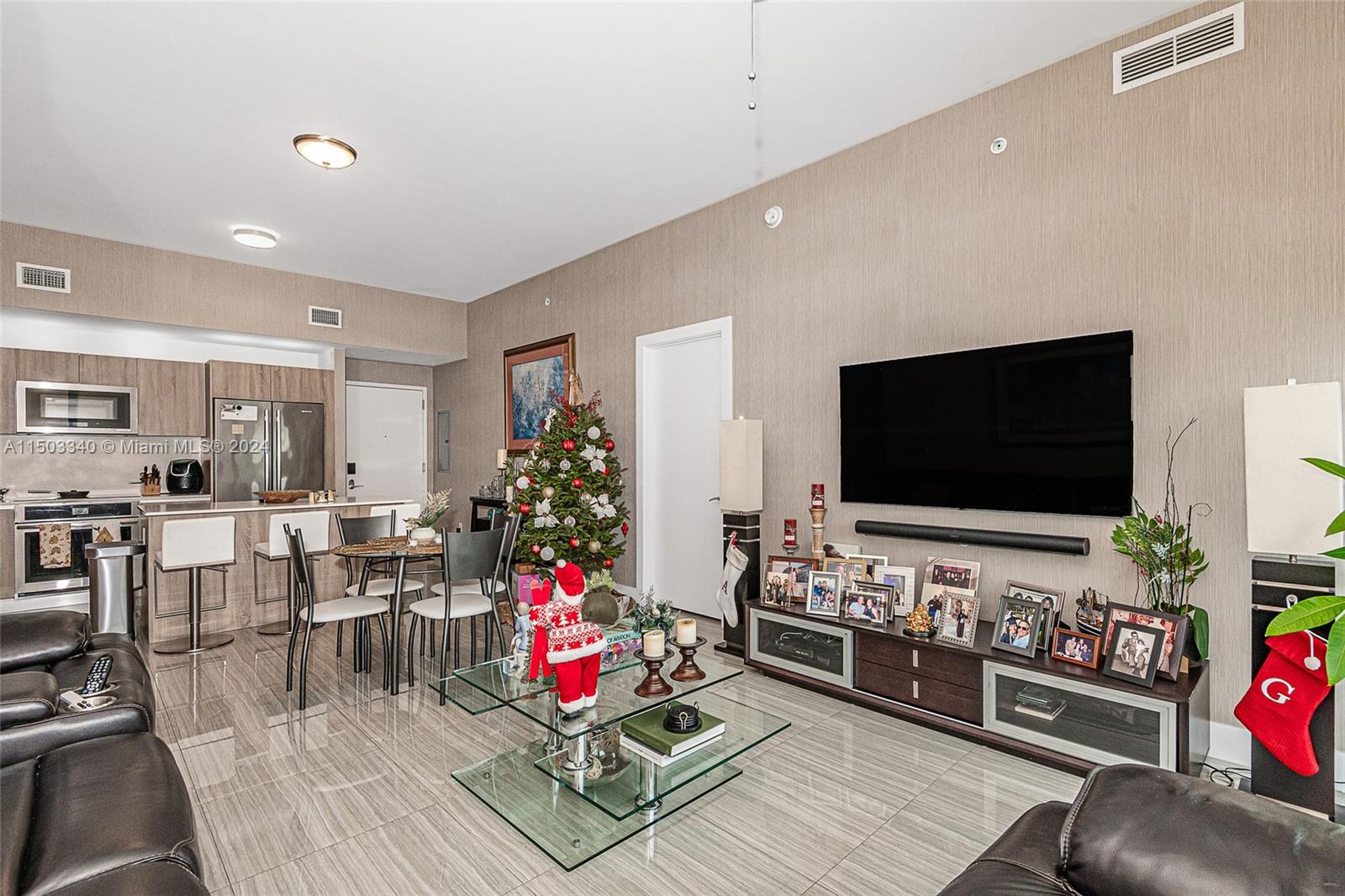 2960 NE 207th St 505, Aventura, Florida 33180, 3 Bedrooms Bedrooms, ,3 BathroomsBathrooms,Residential,For Sale,2960 NE 207th St 505,A11503340