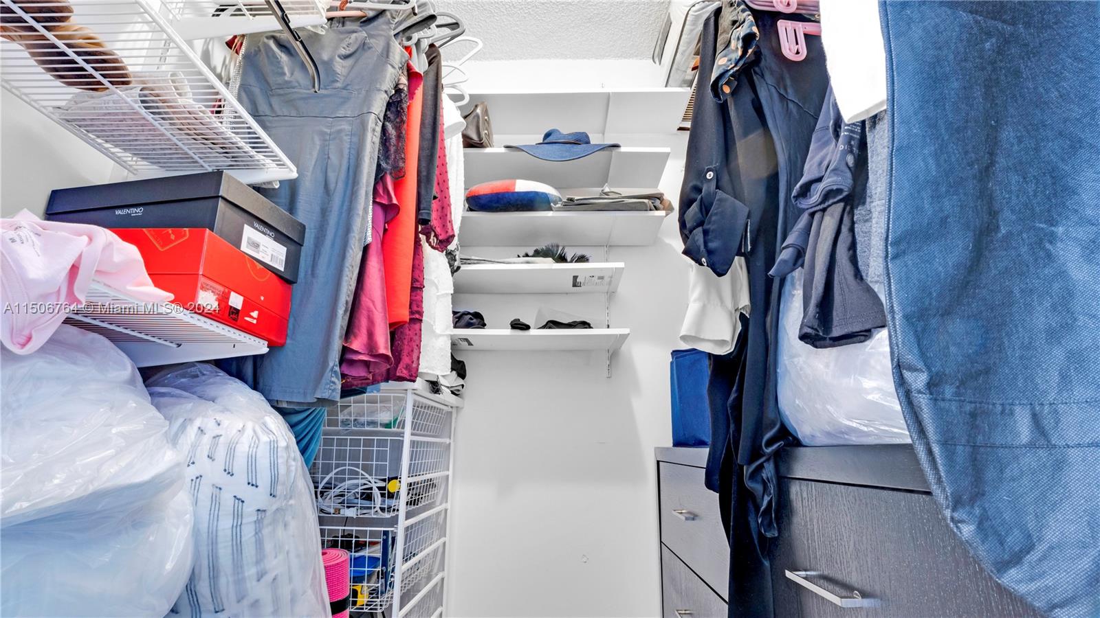 1228 West Ave 907, Miami Beach, Florida 33139, 1 Bedroom Bedrooms, ,1 BathroomBathrooms,Residential,For Sale,1228 West Ave 907,A11506764