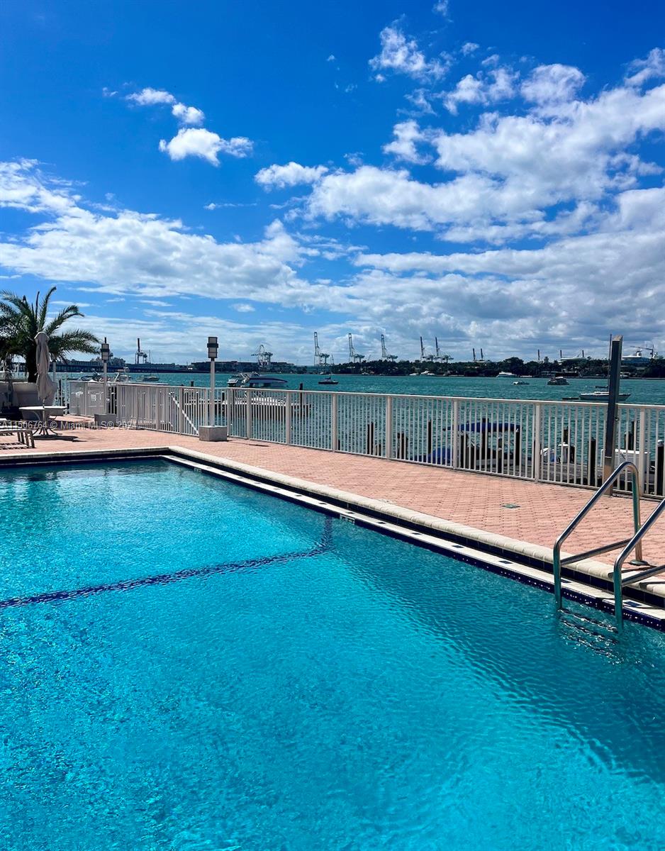 1228 West Ave 907, Miami Beach, Florida 33139, 1 Bedroom Bedrooms, ,1 BathroomBathrooms,Residential,For Sale,1228 West Ave 907,A11506764