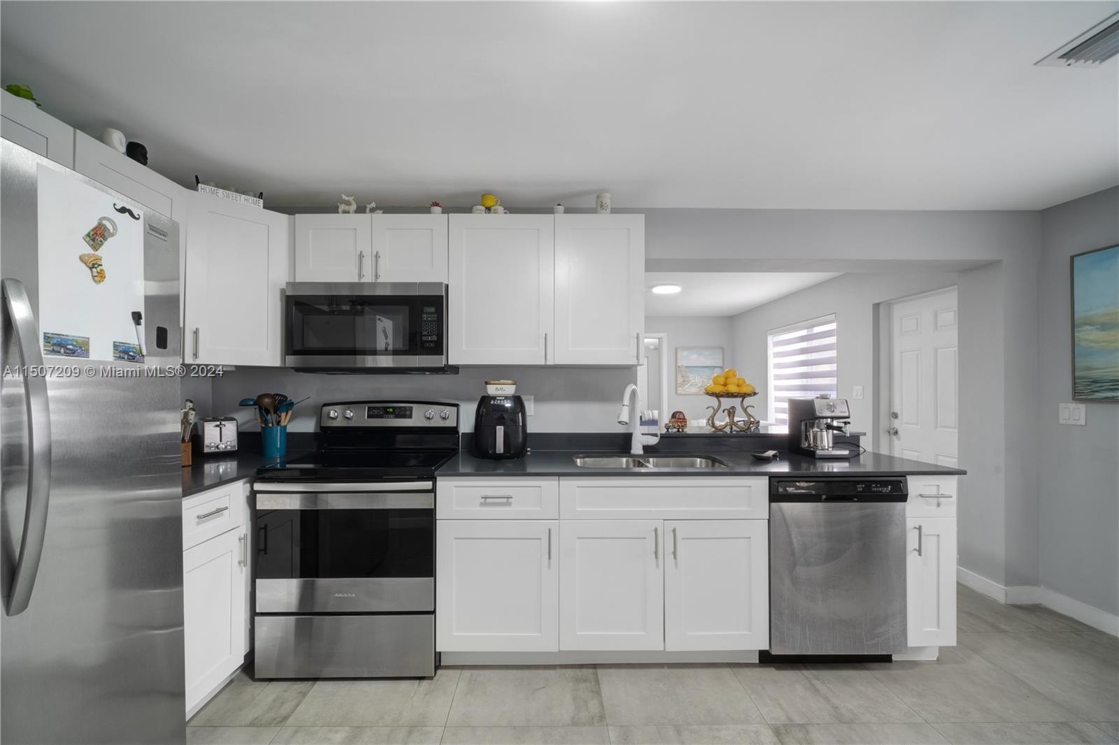 4221 NW 5th Ave, Miami, Florida 33127, 3 Bedrooms Bedrooms, ,2 BathroomsBathrooms,Residential,For Sale,4221 NW 5th Ave,A11507209