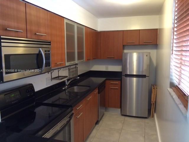 Miami, Florida 33138, 1 Bedroom Bedrooms, ,1 BathroomBathrooms,Residentiallease,For Rent,A11506686