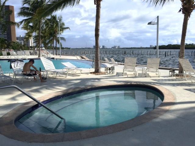 Miami, Florida 33138, 1 Bedroom Bedrooms, ,1 BathroomBathrooms,Residentiallease,For Rent,A11506686