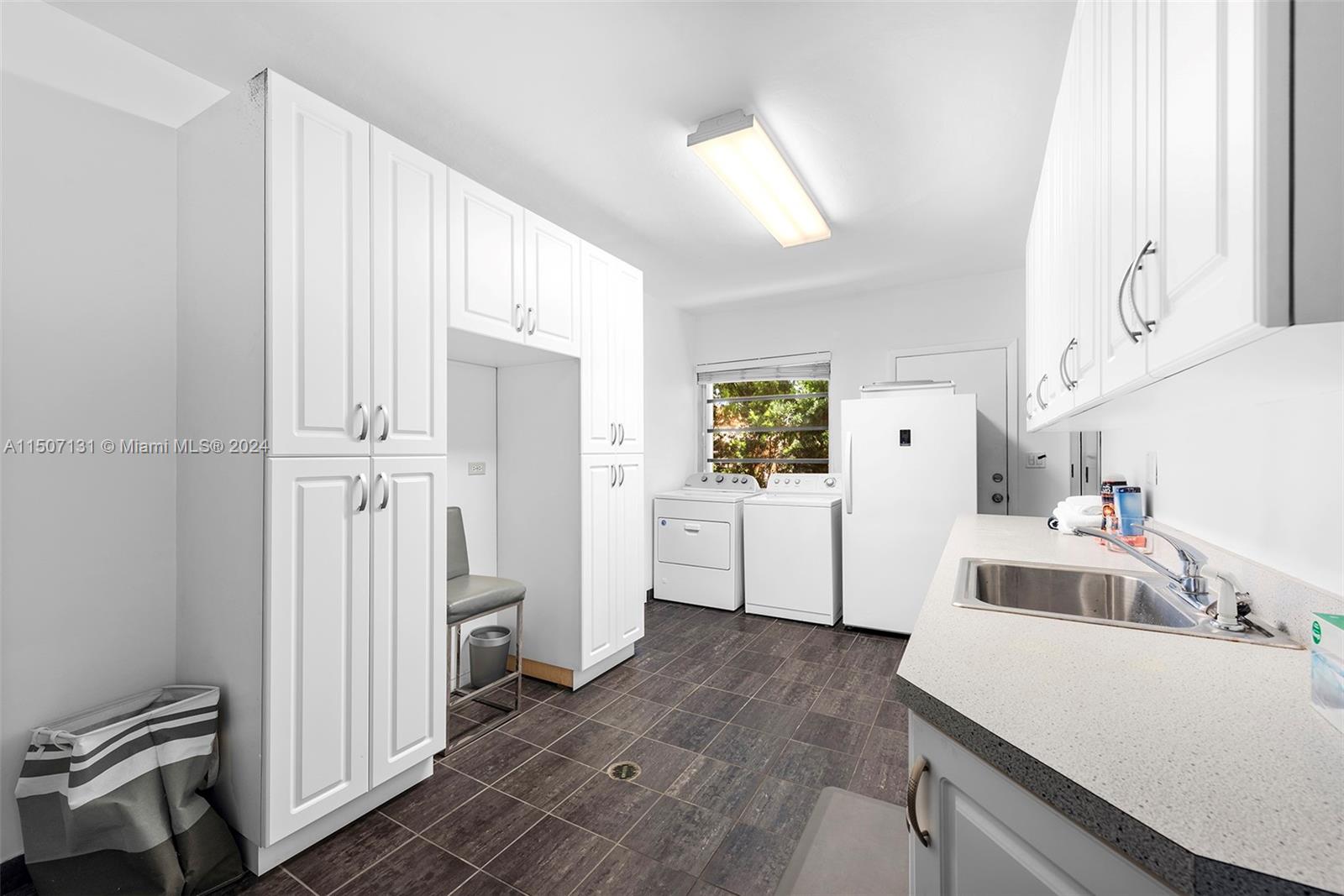 2995 Flamingo Dr, Miami Beach, Florida 33140, 5 Bedrooms Bedrooms, ,5 BathroomsBathrooms,Residential,For Sale,2995 Flamingo Dr,A11507131