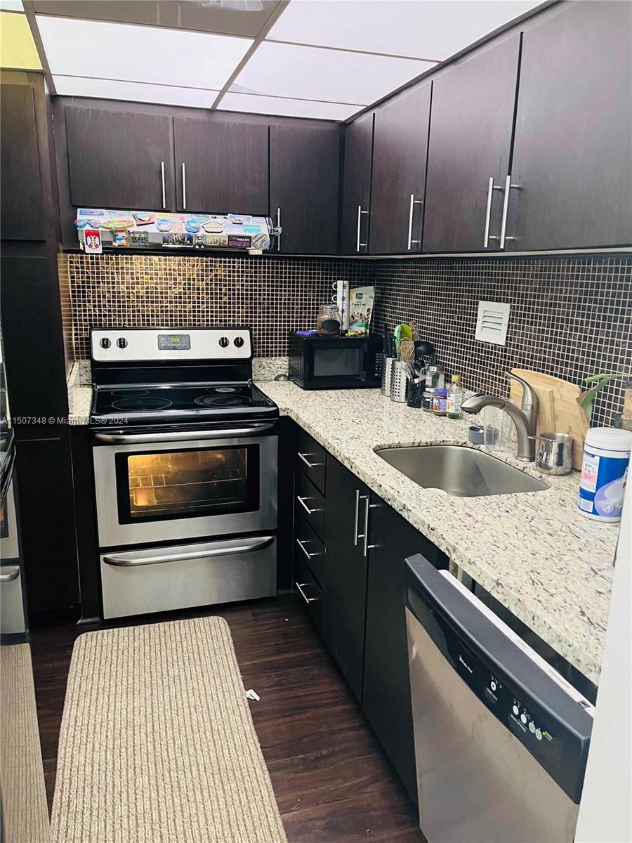 1000 West Ave 523, Miami Beach, Florida 33139, 1 Bedroom Bedrooms, ,1 BathroomBathrooms,Residentiallease,For Rent,1000 West Ave 523,A11507348