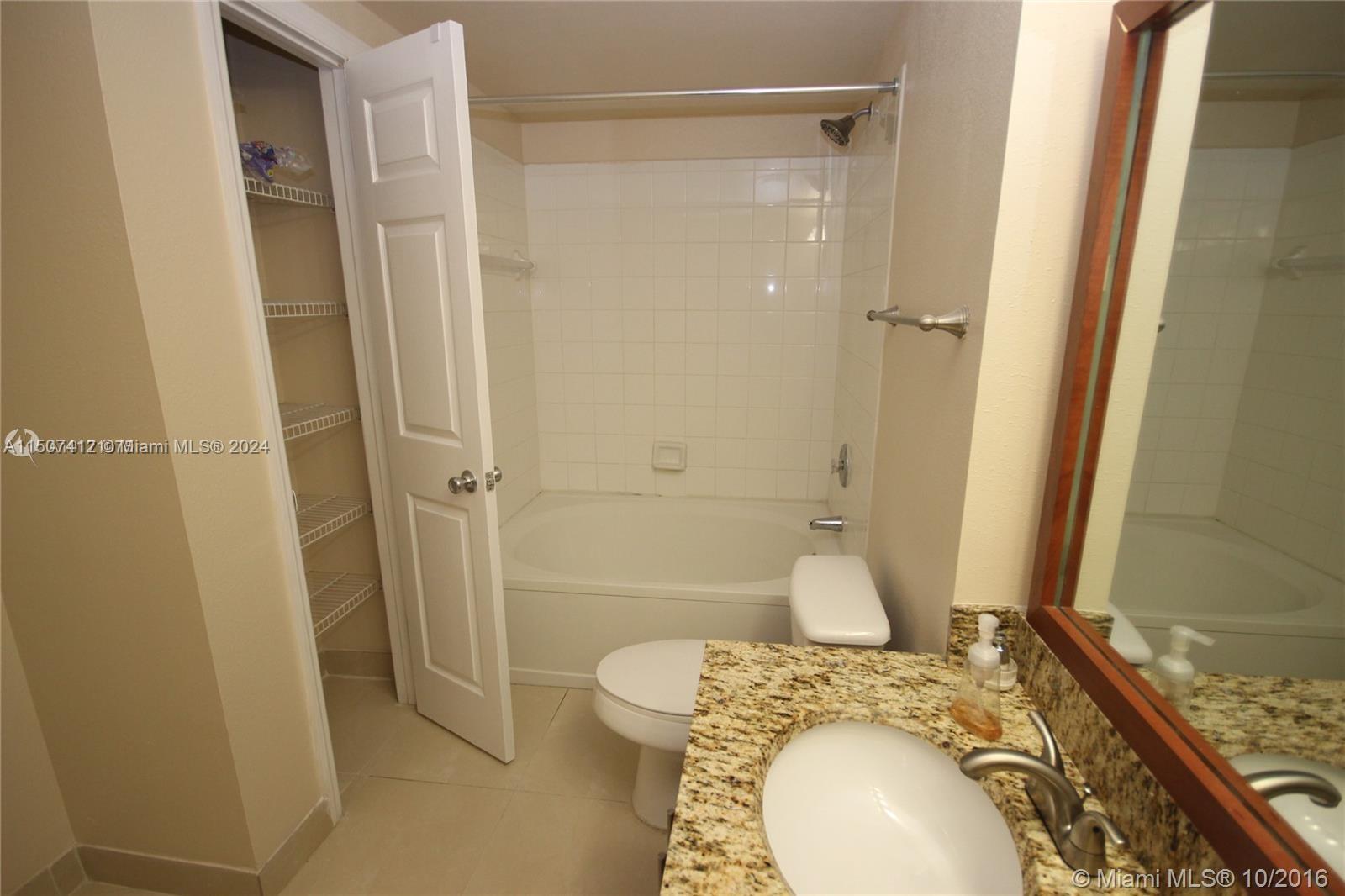 231 SW 116th Ave 19206, Pembroke Pines, Florida 33025, 2 Bedrooms Bedrooms, ,2 BathroomsBathrooms,Residentiallease,For Rent,231 SW 116th Ave 19206,A11507412