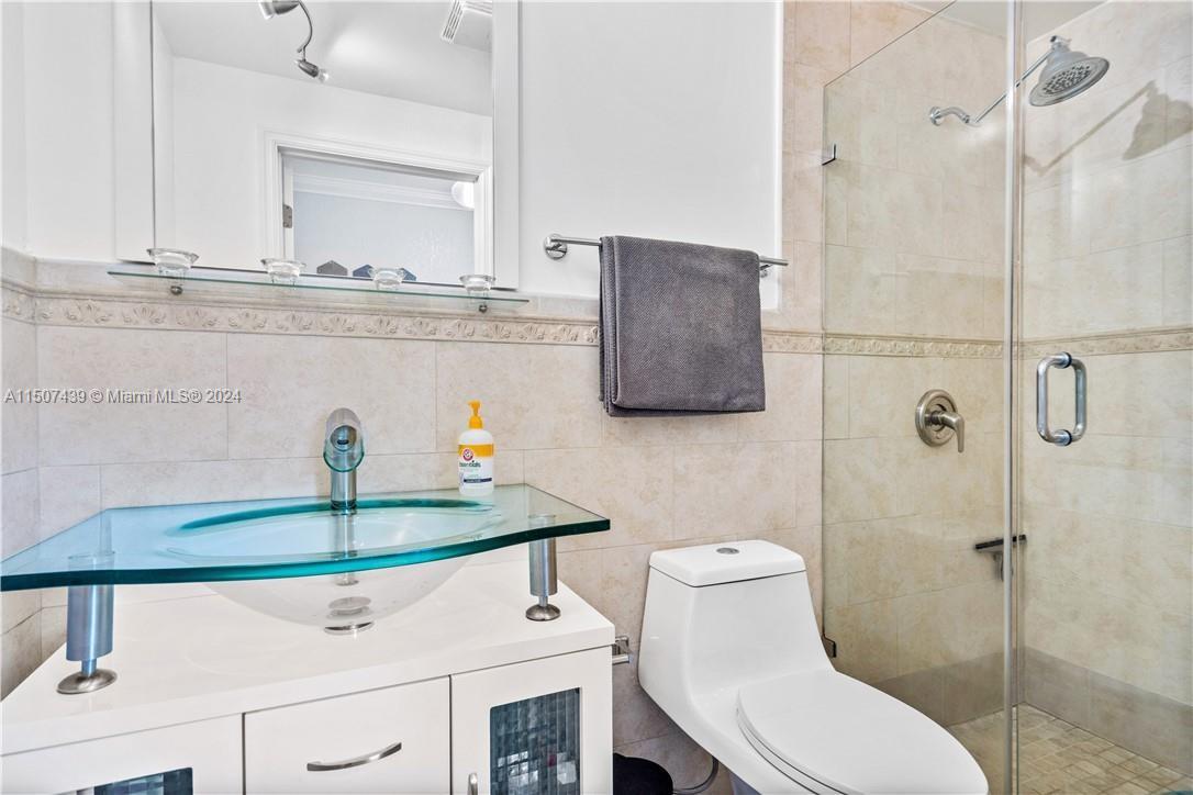 4055 SW 7th St, Miami, Florida 33134, 3 Bedrooms Bedrooms, ,2 BathroomsBathrooms,Residential,For Sale,4055 SW 7th St,A11507439