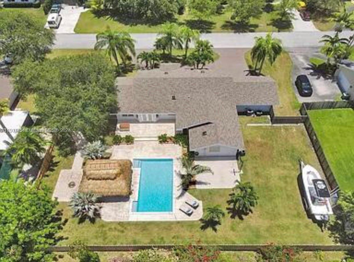 17640 SW 85th Ave, Palmetto Bay, Florida 33157, 4 Bedrooms Bedrooms, ,2 BathroomsBathrooms,Residential,For Sale,17640 SW 85th Ave,A11507454