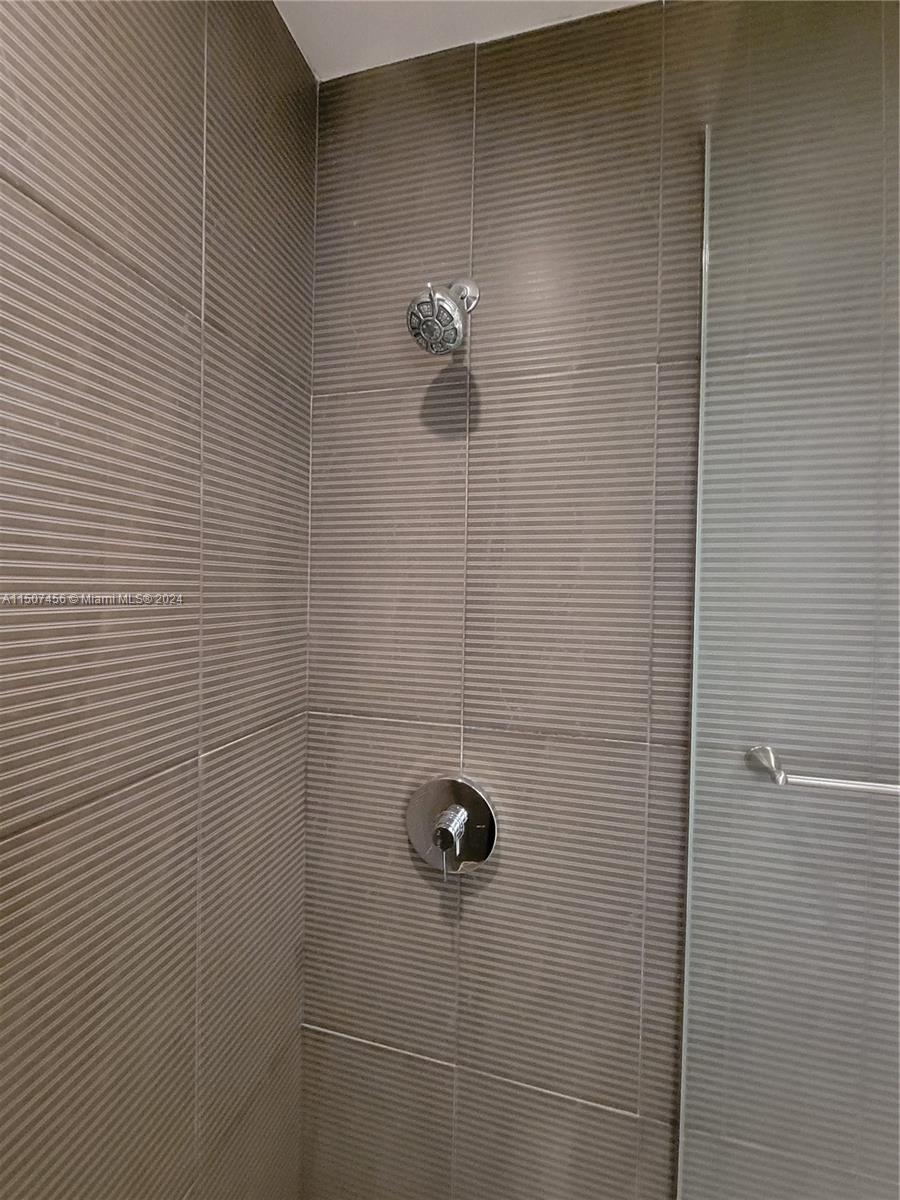 642 Michigan Ave 6, Miami Beach, Florida 33139, ,1 BathroomBathrooms,Residential,For Sale,642 Michigan Ave 6,A11507456