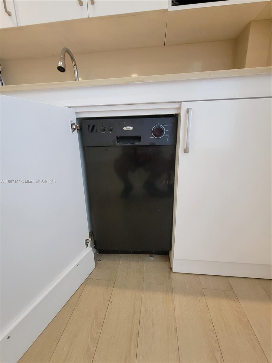 642 Michigan Ave 6, Miami Beach, Florida 33139, ,1 BathroomBathrooms,Residential,For Sale,642 Michigan Ave 6,A11507456