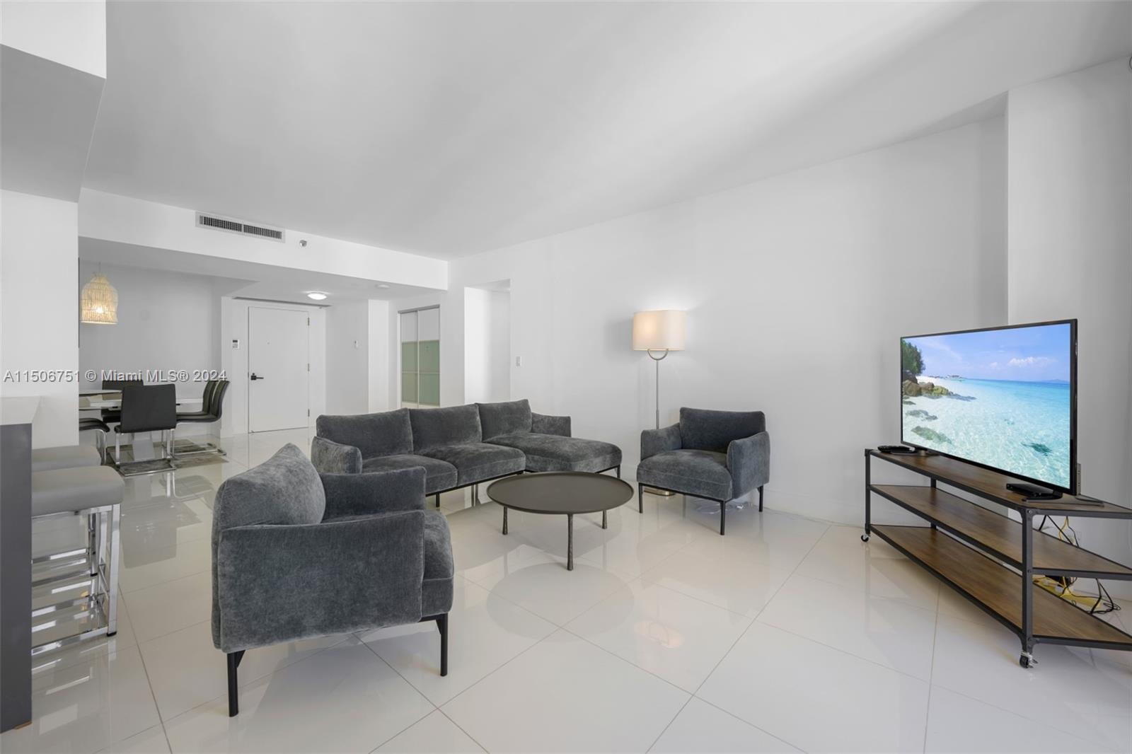 20191 Country Club Dr, Aventura, FL, 33180 United States, 2 Bedrooms Bedrooms, ,2 BathroomsBathrooms,Residential,For Sale,Country Club Dr,A11506751