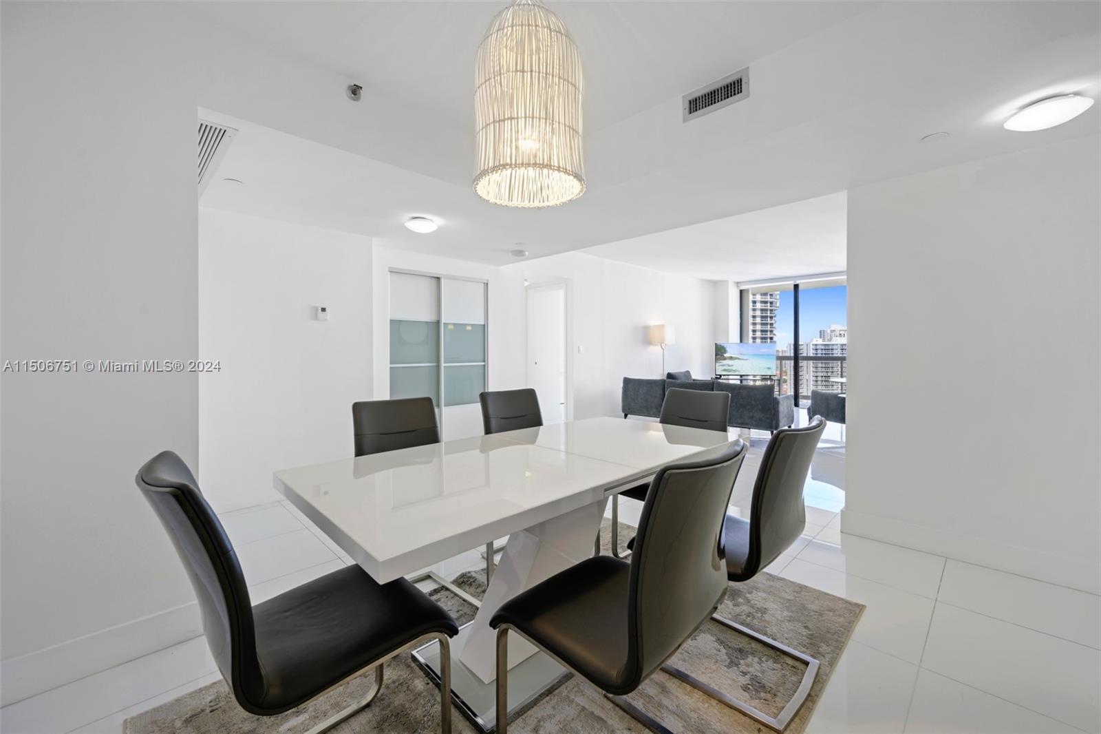 20191 Country Club Dr, Aventura, FL, 33180 United States, 2 Bedrooms Bedrooms, ,2 BathroomsBathrooms,Residential,For Sale,Country Club Dr,A11506751