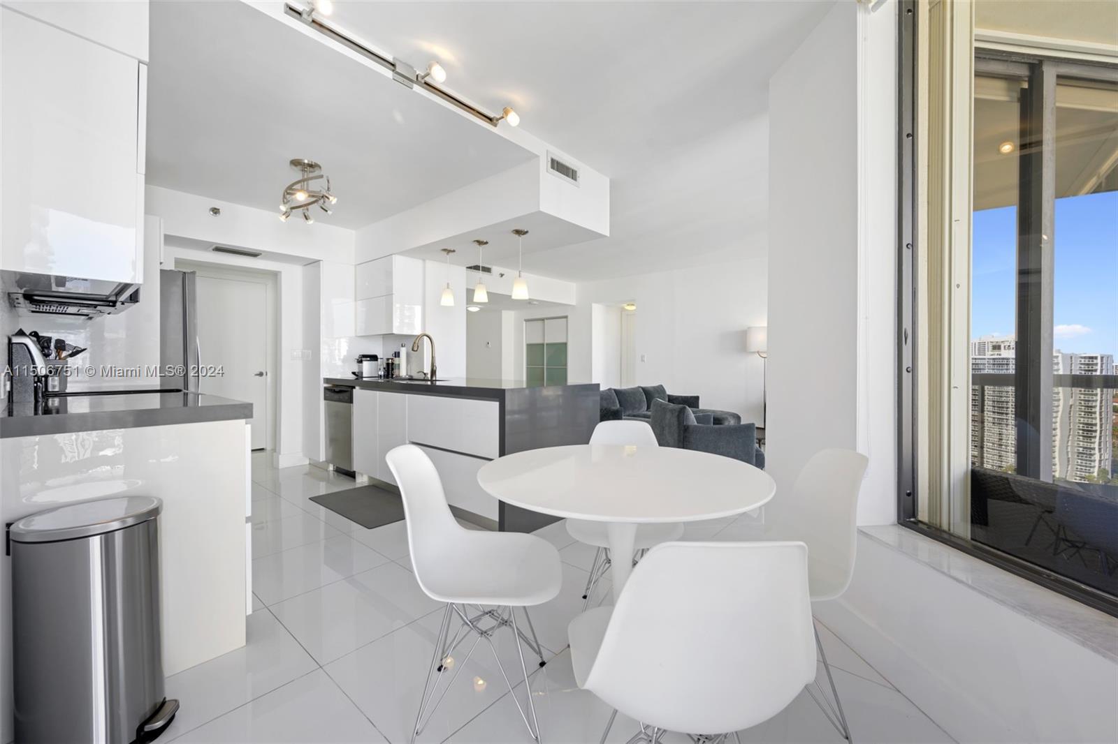 20191 Country Club Dr, Aventura, FL, 33180 United States, 2 Bedrooms Bedrooms, ,2 BathroomsBathrooms,Residential,For Sale,Country Club Dr,A11506751