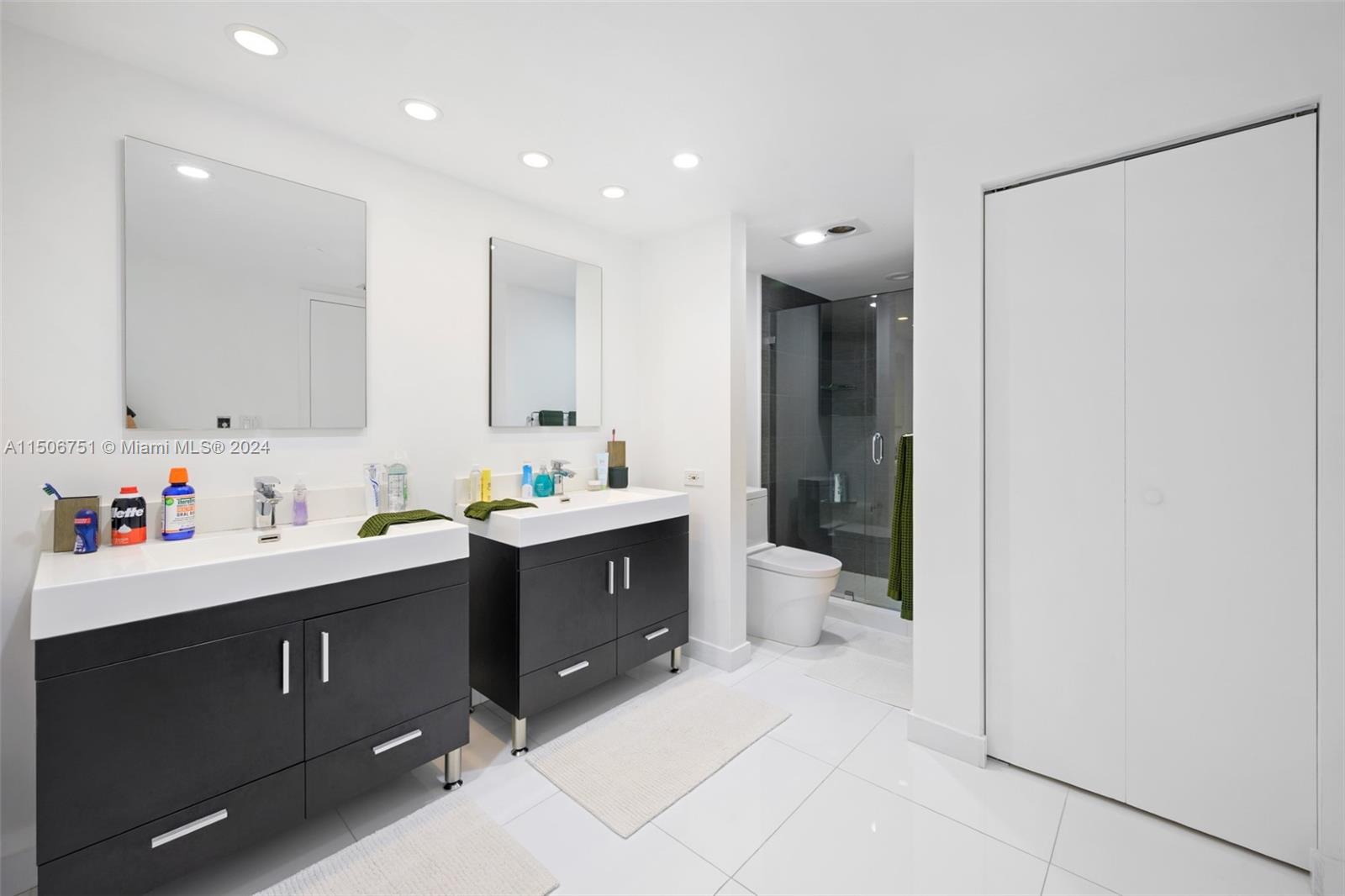 20191 Country Club Dr, Aventura, FL, 33180 United States, 2 Bedrooms Bedrooms, ,2 BathroomsBathrooms,Residential,For Sale,Country Club Dr,A11506751