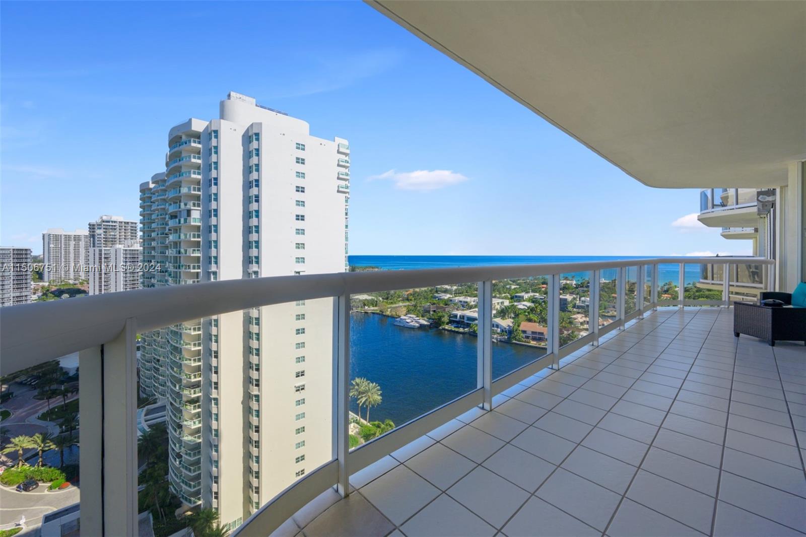 20191 Country Club Dr, Aventura, FL, 33180 United States, 2 Bedrooms Bedrooms, ,2 BathroomsBathrooms,Residential,For Sale,Country Club Dr,A11506751