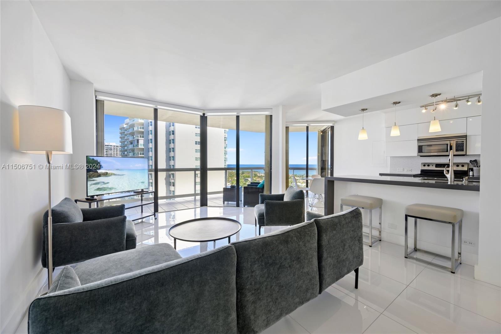 20191 Country Club Dr, Aventura, FL, 33180 United States, 2 Bedrooms Bedrooms, ,2 BathroomsBathrooms,Residential,For Sale,Country Club Dr,A11506751