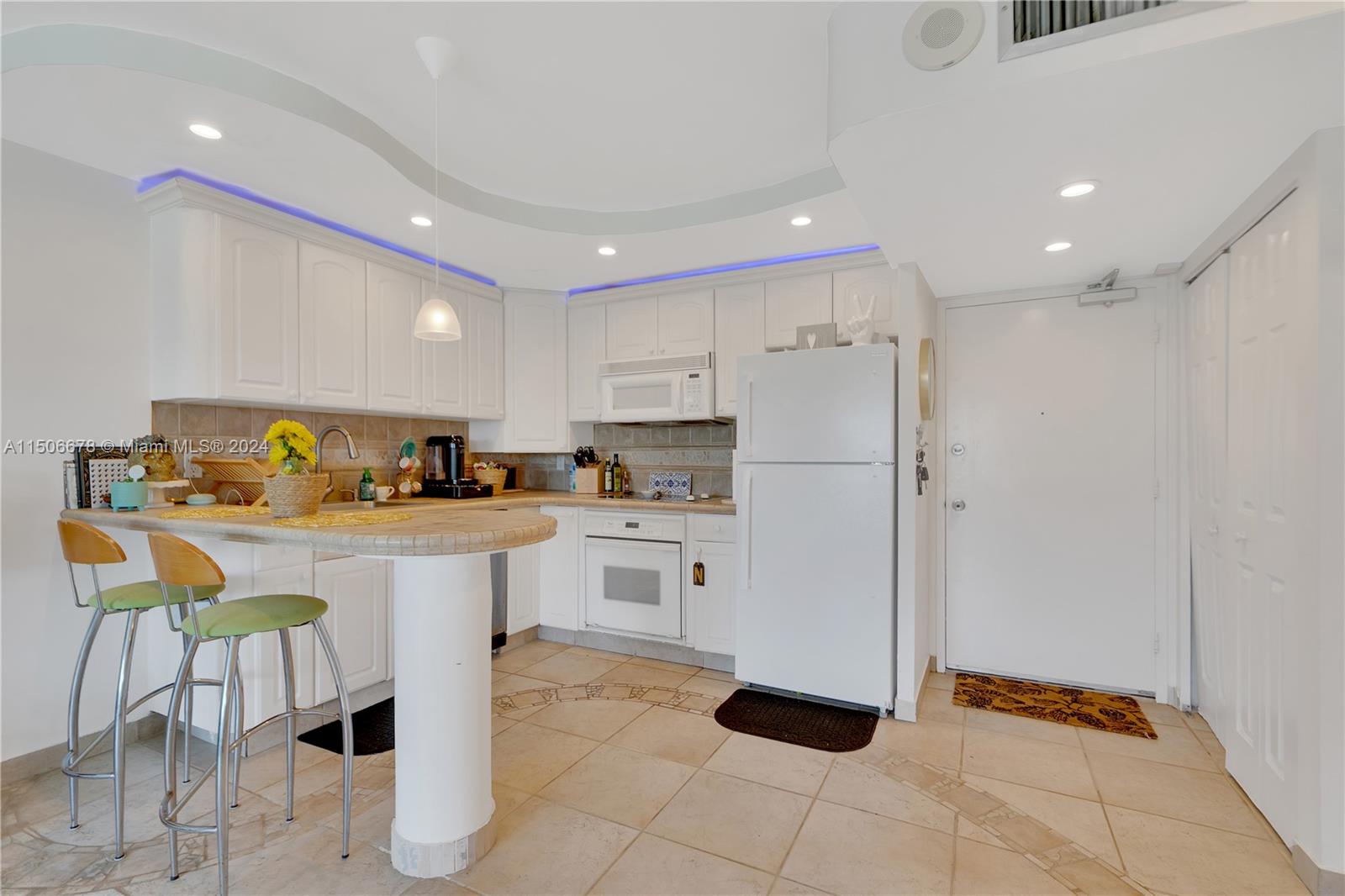 465 Ocean Dr 524, Miami Beach, Florida 33139, 1 Bedroom Bedrooms, ,1 BathroomBathrooms,Residential,For Sale,465 Ocean Dr 524,A11506678