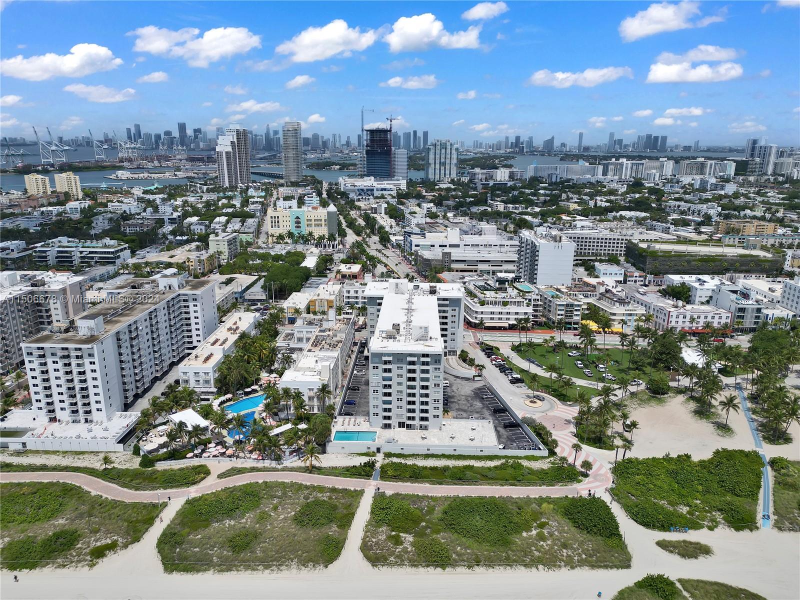 465 Ocean Dr 524, Miami Beach, Florida 33139, 1 Bedroom Bedrooms, ,1 BathroomBathrooms,Residential,For Sale,465 Ocean Dr 524,A11506678