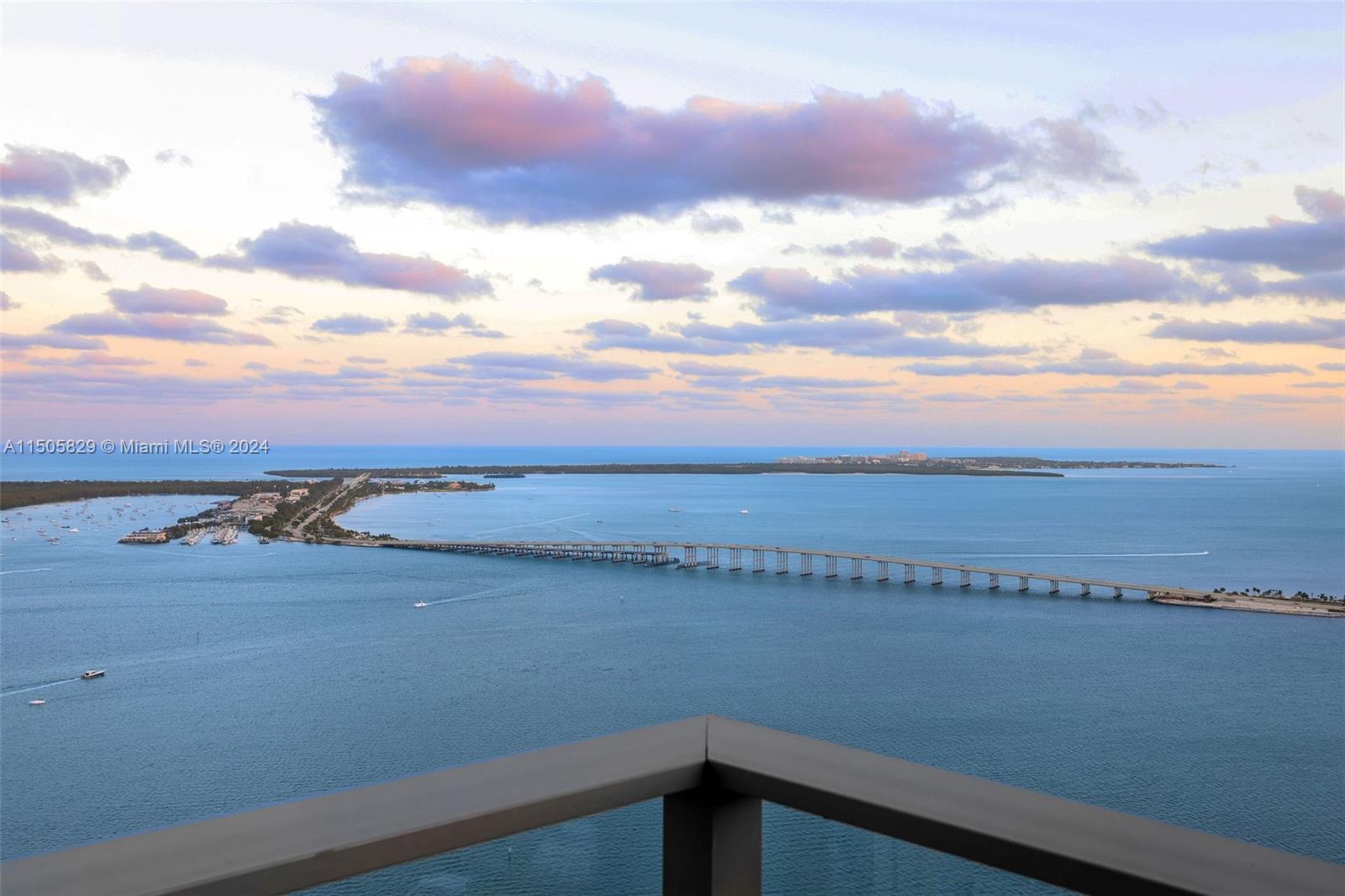 1451 Brickell Ave, Miami, FL, 33131 United States, 3 Bedrooms Bedrooms, ,3 BathroomsBathrooms,Residential,For Sale,Brickell Ave,A11505829