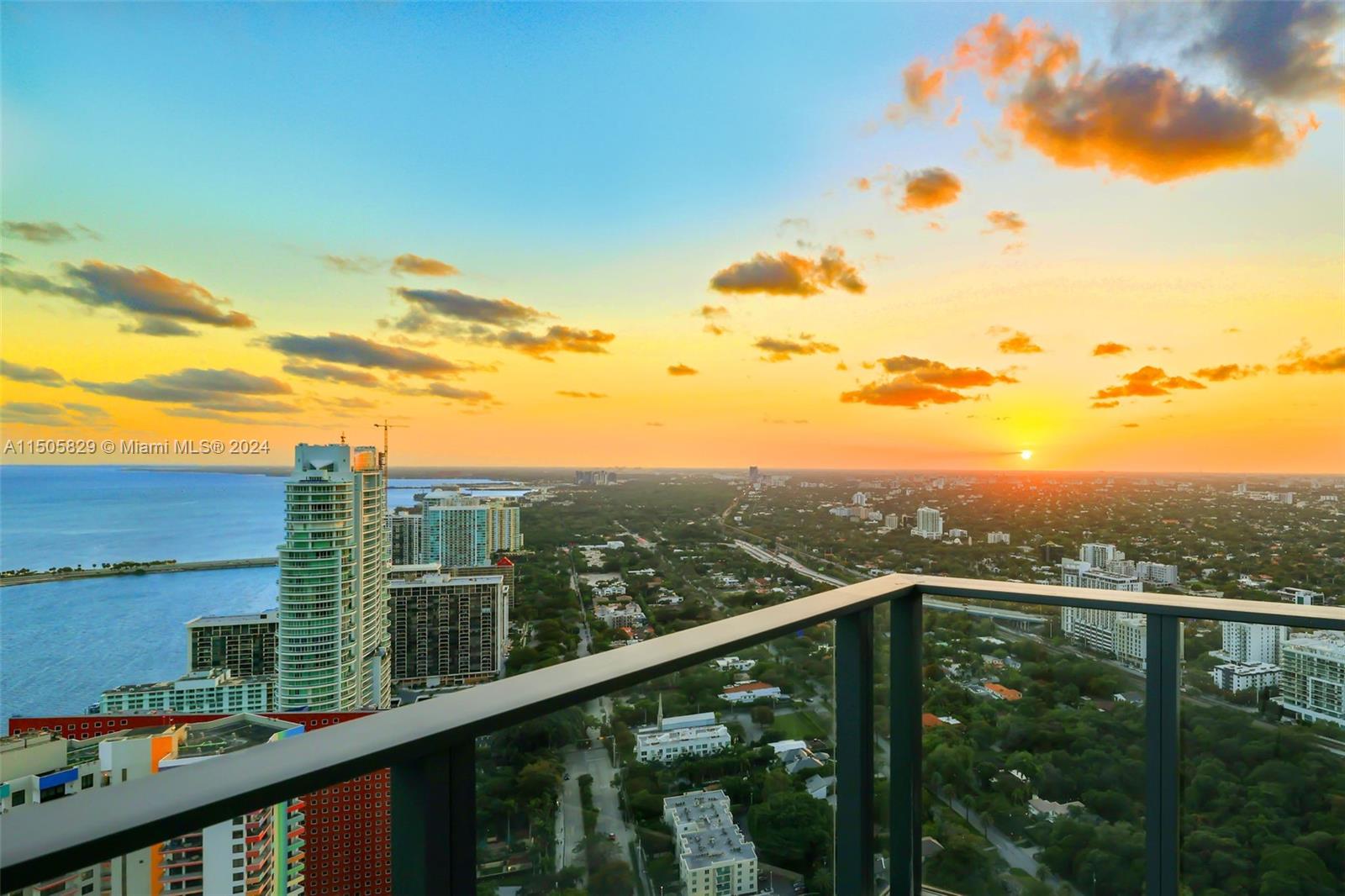 1451 Brickell Ave, Miami, FL, 33131 United States, 3 Bedrooms Bedrooms, ,3 BathroomsBathrooms,Residential,For Sale,Brickell Ave,A11505829